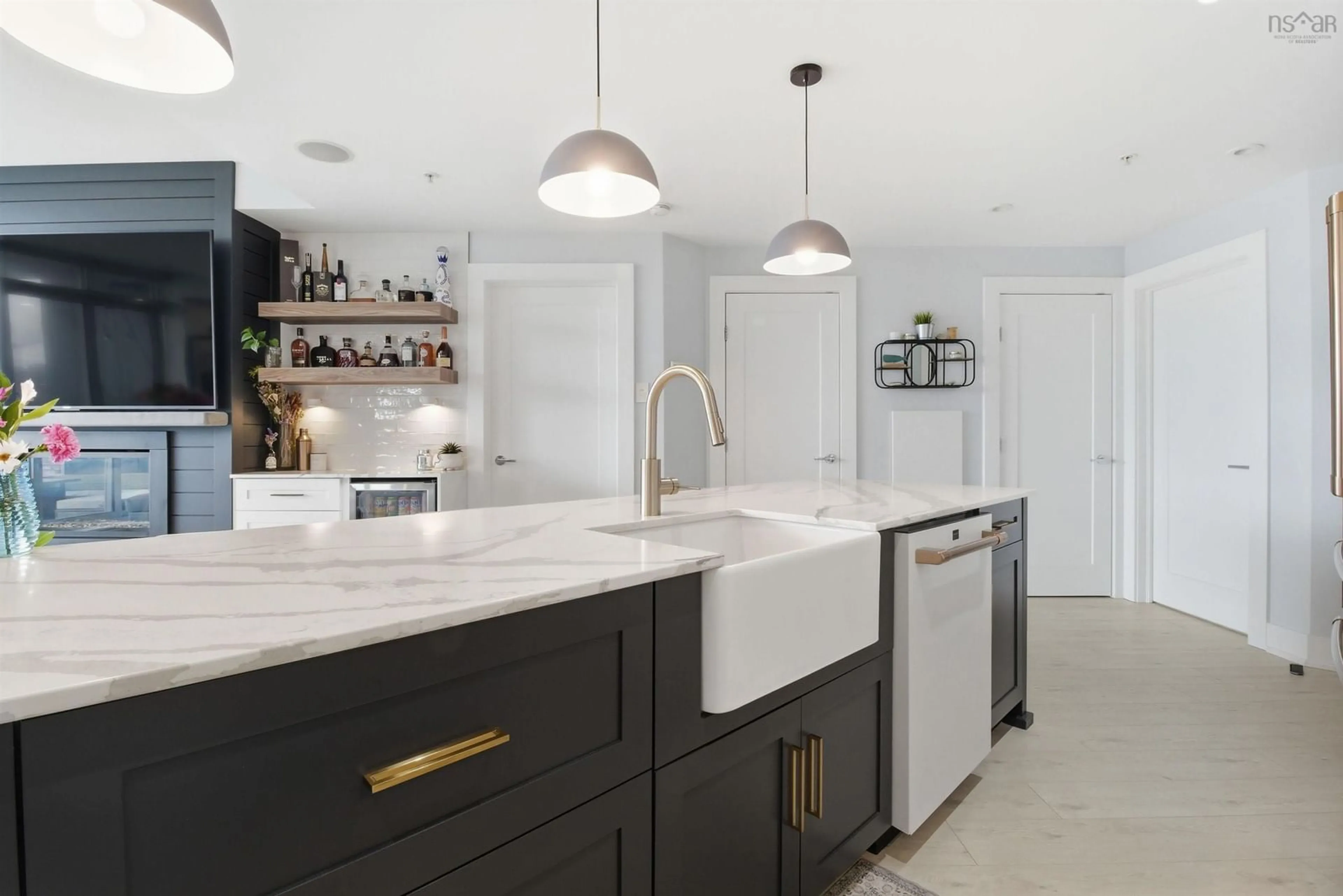 Contemporary kitchen, ceramic/tile floor for 67 Kings Wharf Pl #807, Dartmouth Nova Scotia B2Y 0C6