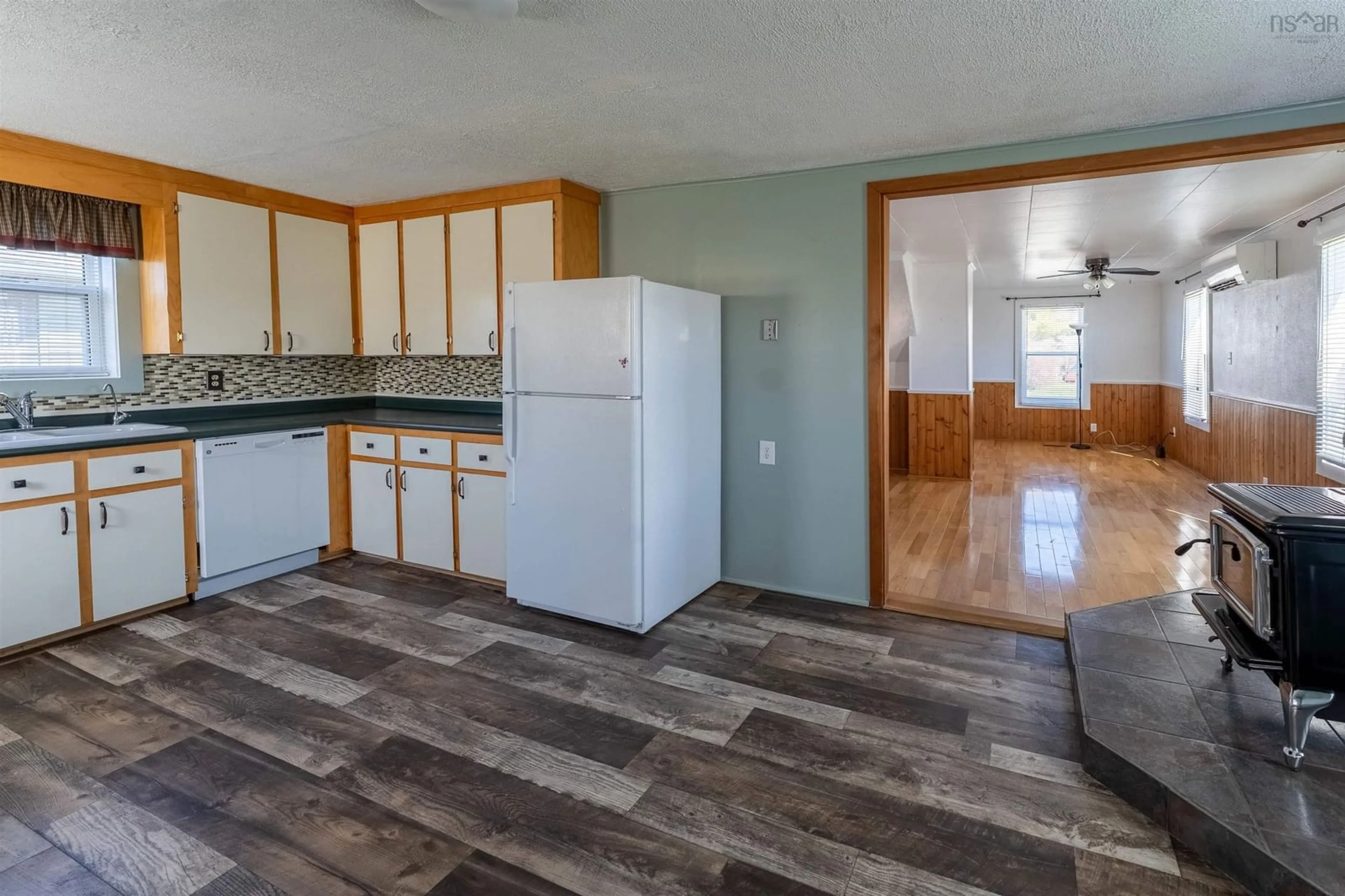 Standard kitchen, unknown for 83 Victoria St, Digby Nova Scotia B0V 1A0