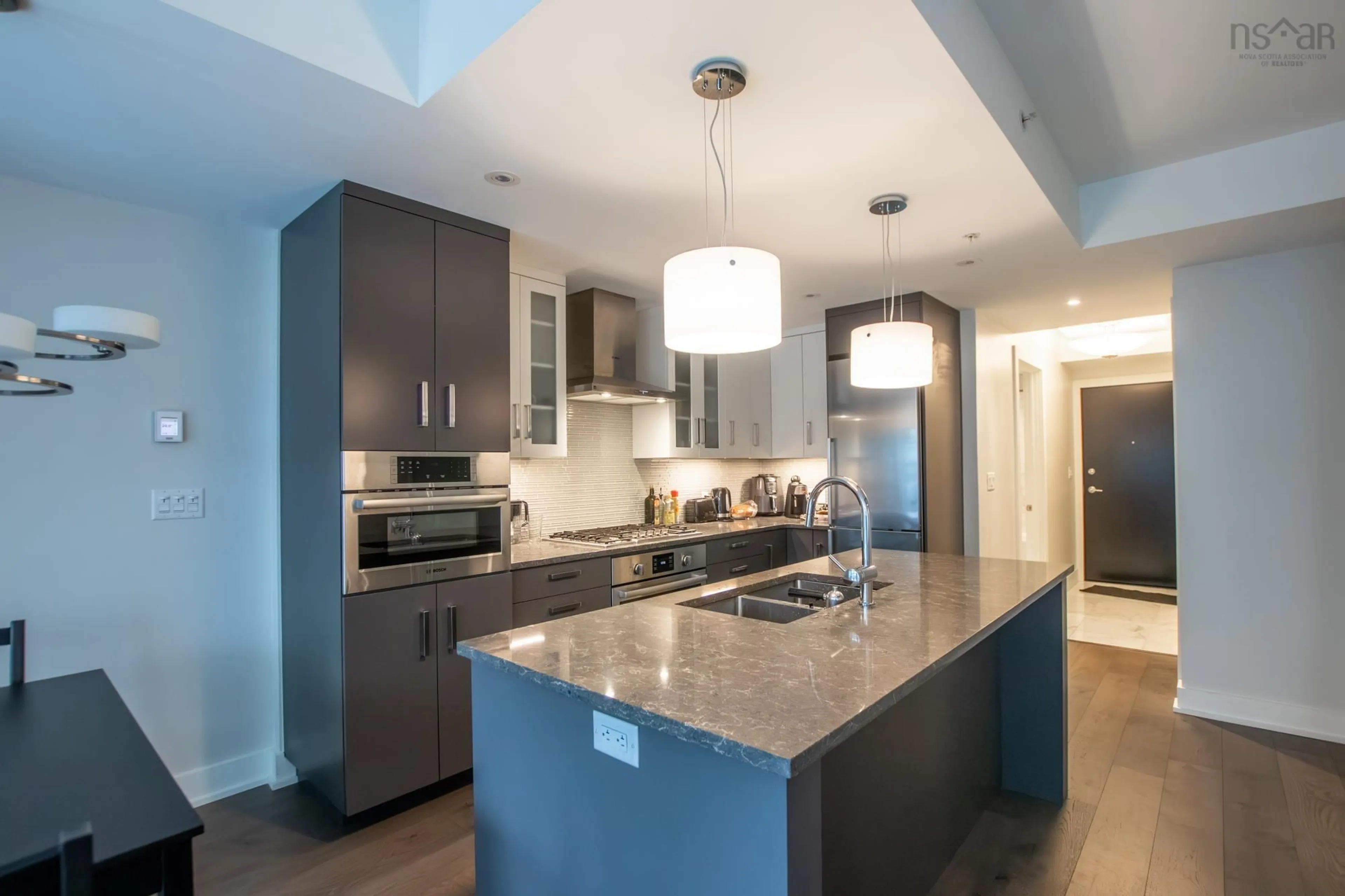 Contemporary kitchen, unknown for 1585 South Park St #404, Halifax Nova Scotia B3J 0J1