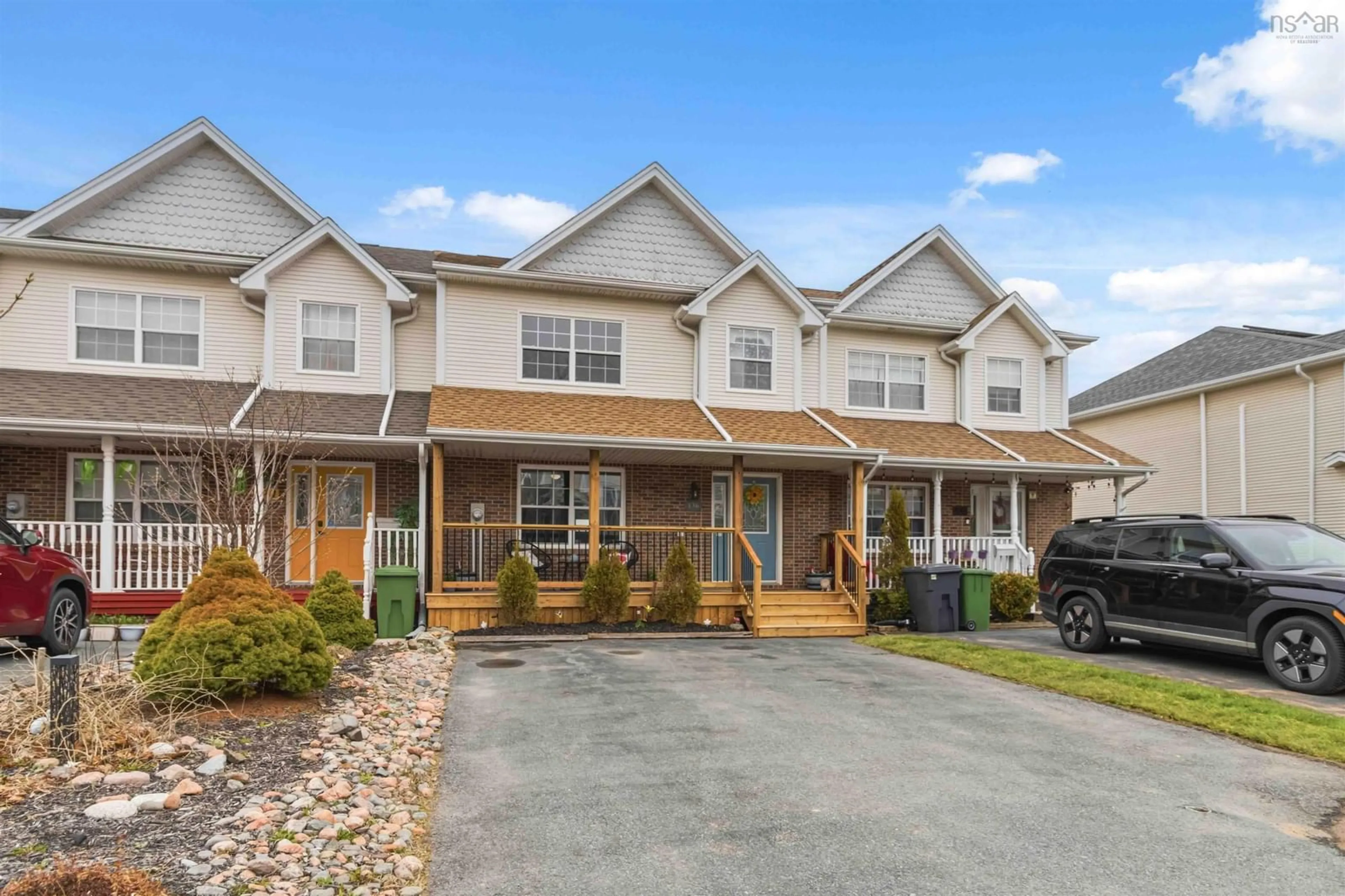 Home with vinyl exterior material, street for 136 Green Village Lane, Dartmouth Nova Scotia B2Y 4V4