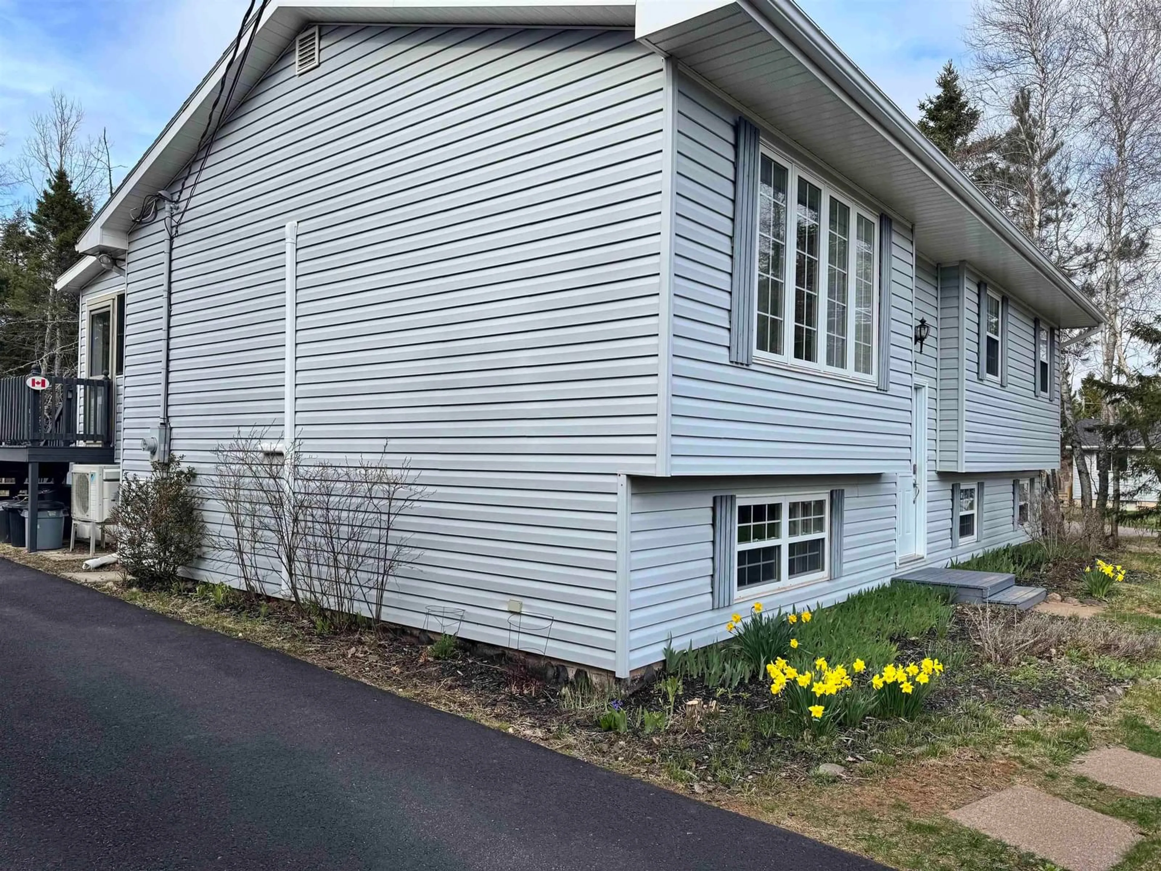 Home with vinyl exterior material, street for 11 Vernon St, Valley Nova Scotia B6L 4N3