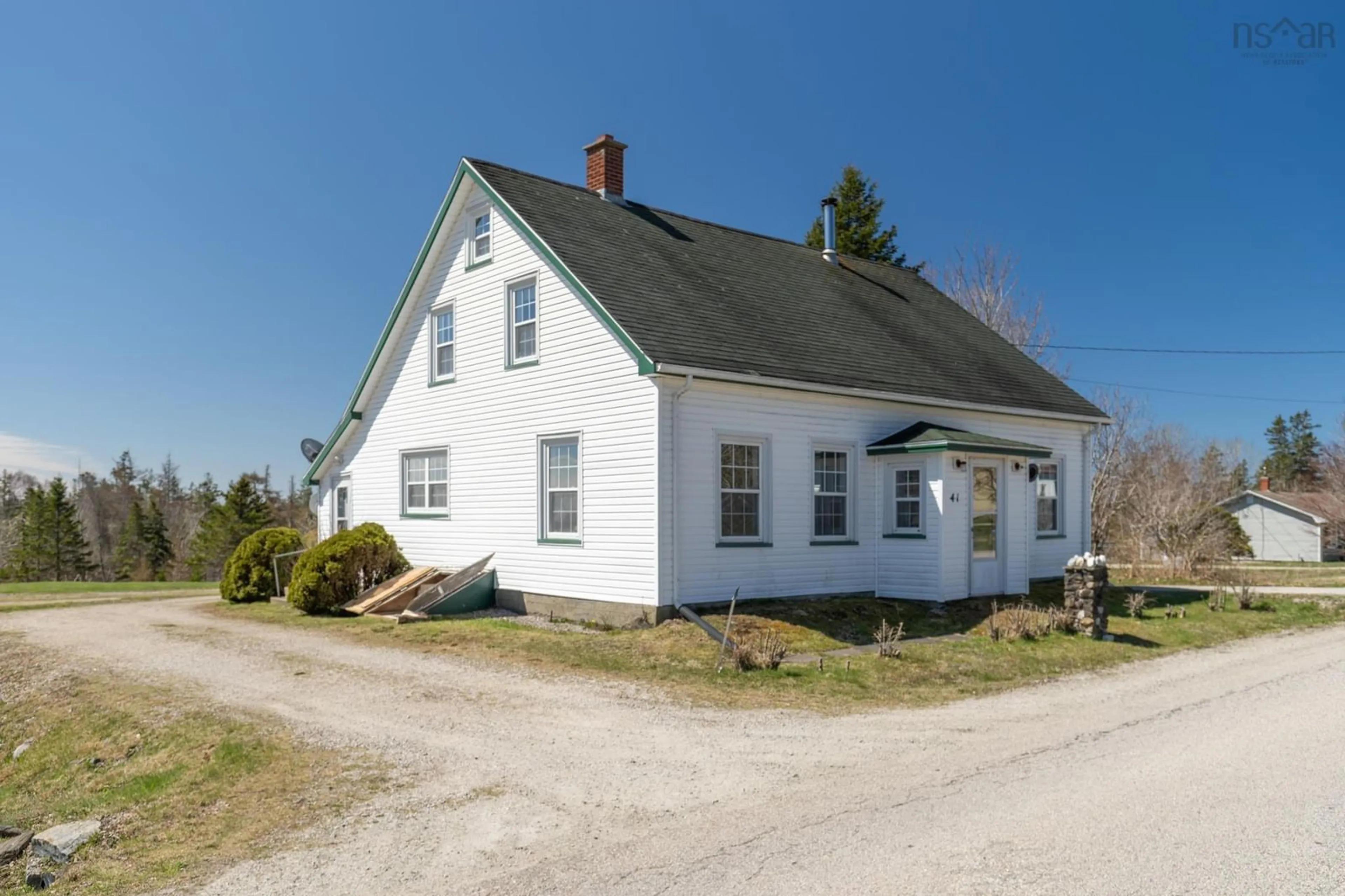 A pic from outside/outdoor area/front of a property/back of a property/a pic from drone, building for 41 Brooklyn Rd, Brooklyn Nova Scotia B5A 5H5