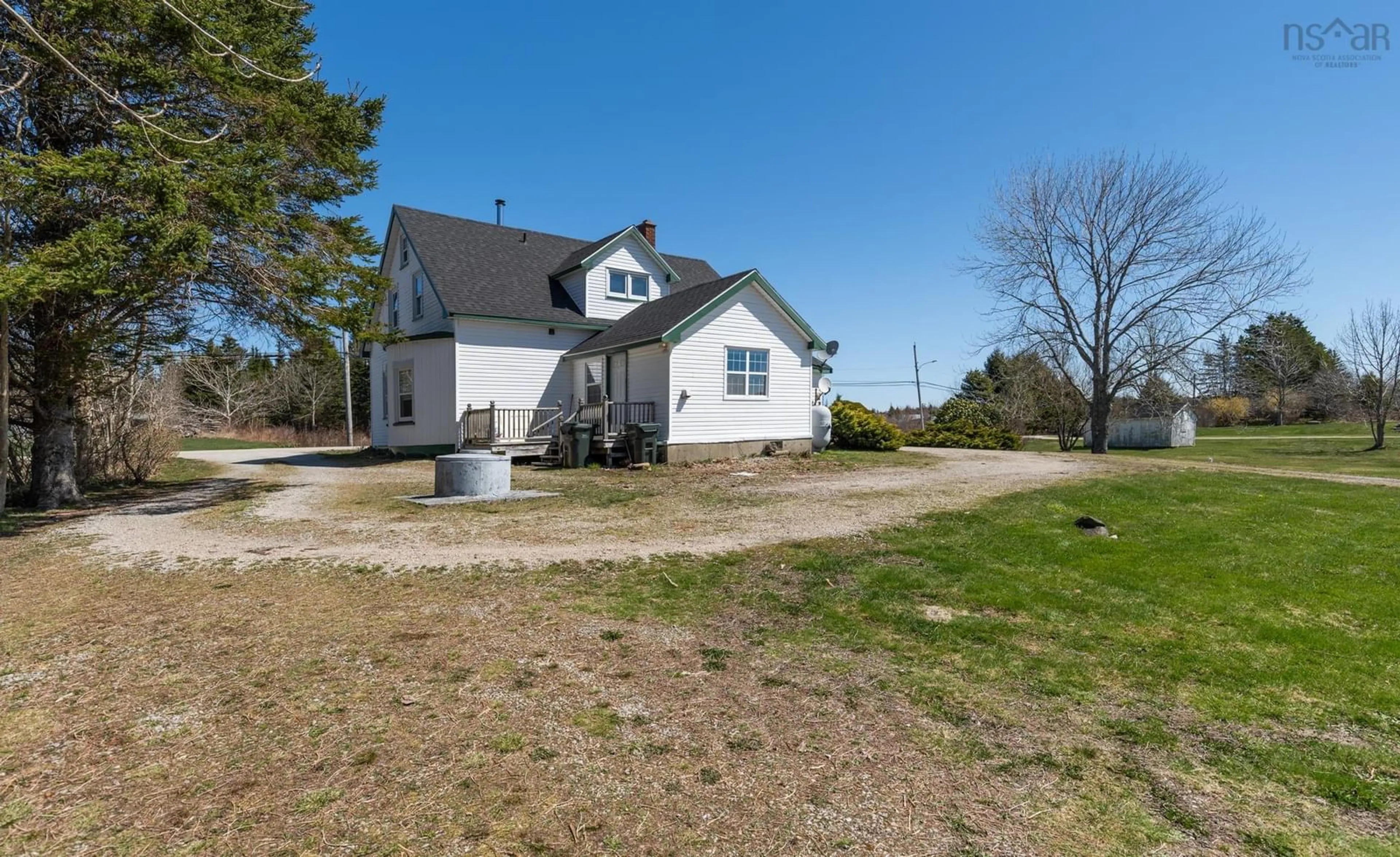 A pic from outside/outdoor area/front of a property/back of a property/a pic from drone, unknown for 41 Brooklyn Rd, Brooklyn Nova Scotia B5A 5H5