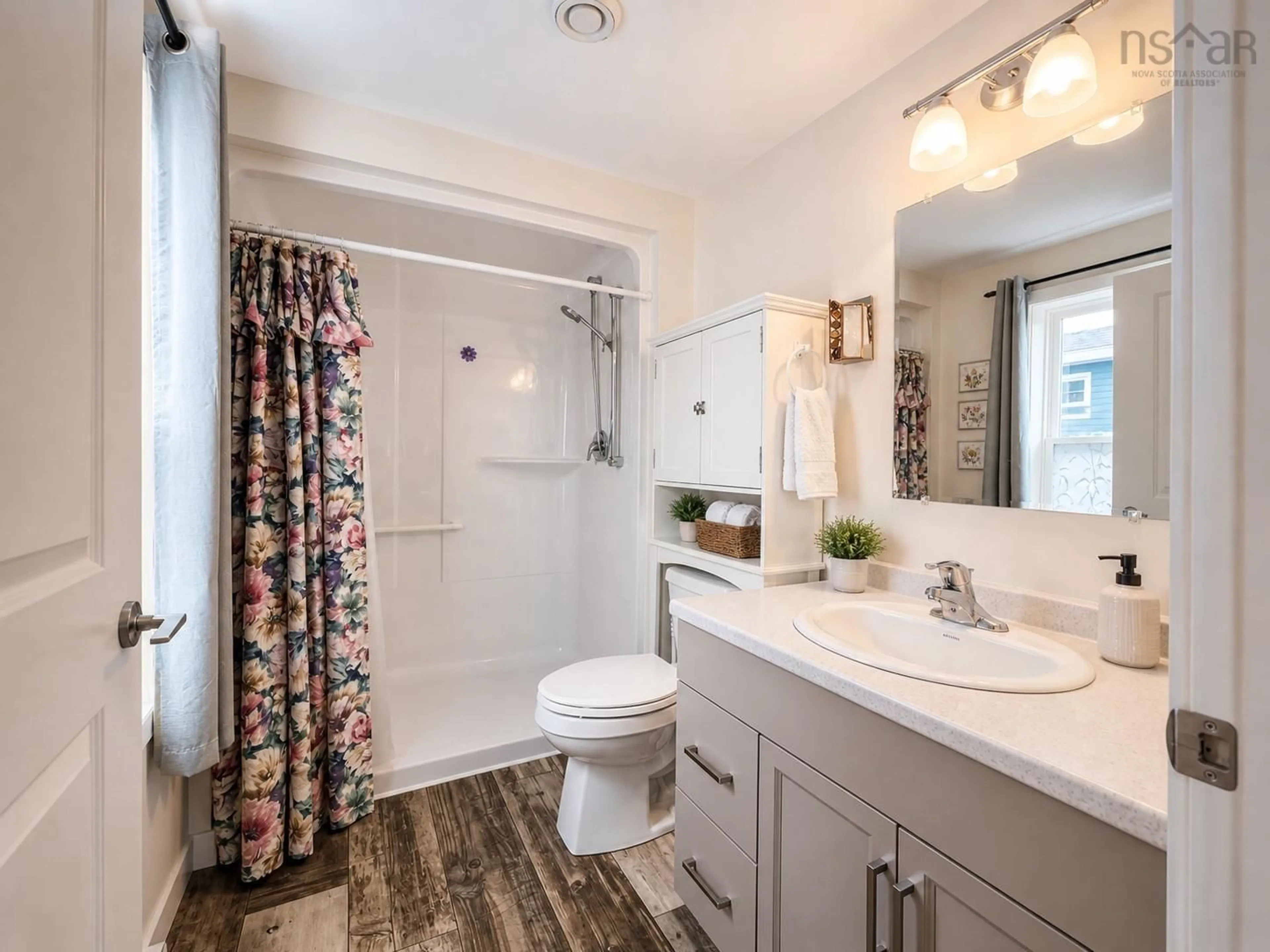 Standard bathroom, unknown for 77 Conway Dr, Elmsdale Nova Scotia B2S 0H3