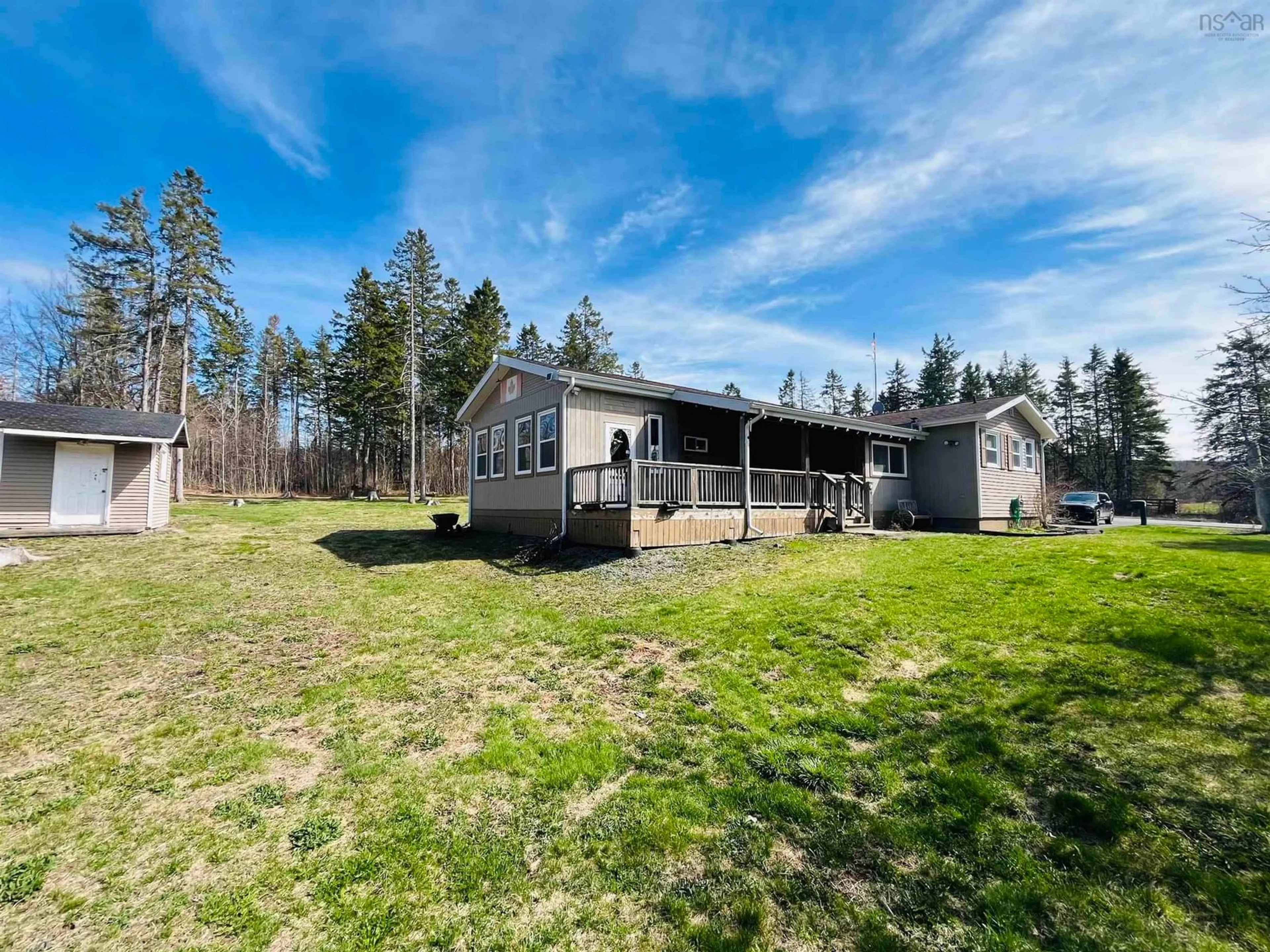 A pic from outside/outdoor area/front of a property/back of a property/a pic from drone, unknown for 1321 Windham Hill Rd, Springhill Nova Scotia B0M 1X0