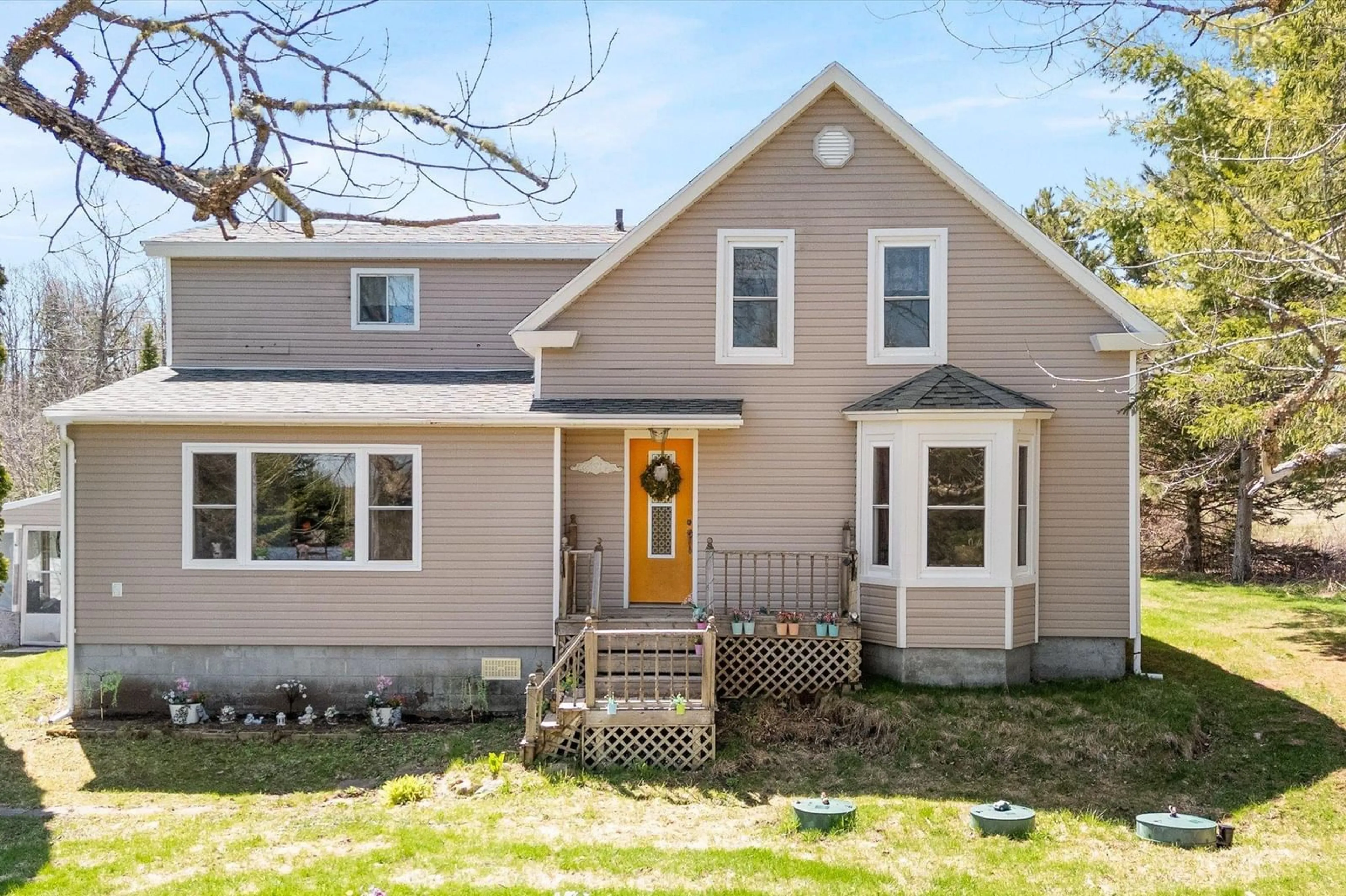 Home with vinyl exterior material, street for 797 Highway 10, Springfield Nova Scotia B0R 1H0