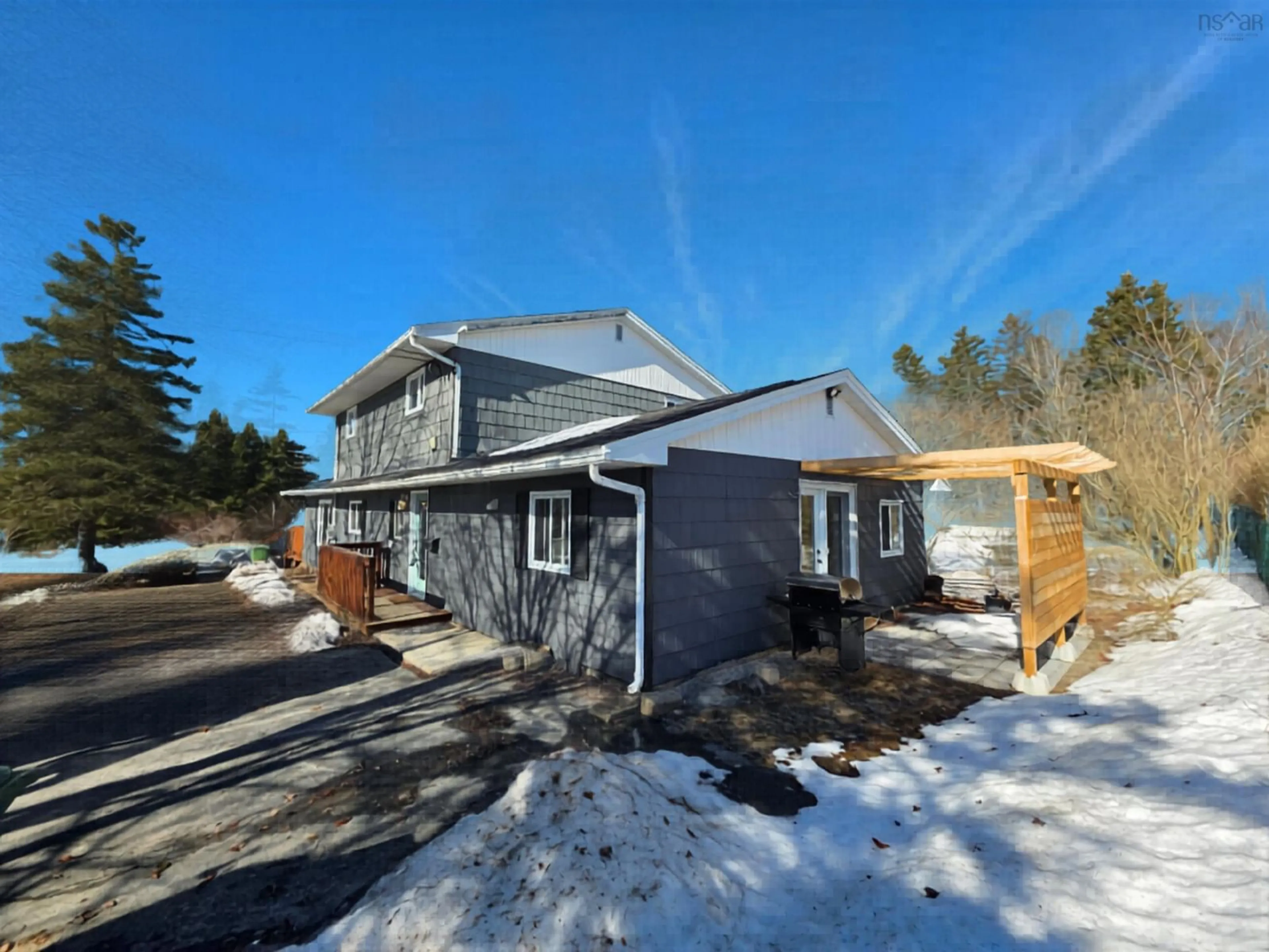 A pic from outside/outdoor area/front of a property/back of a property/a pic from drone, unknown for 123 Mount Edward Rd, Dartmouth Nova Scotia B2W 3L1