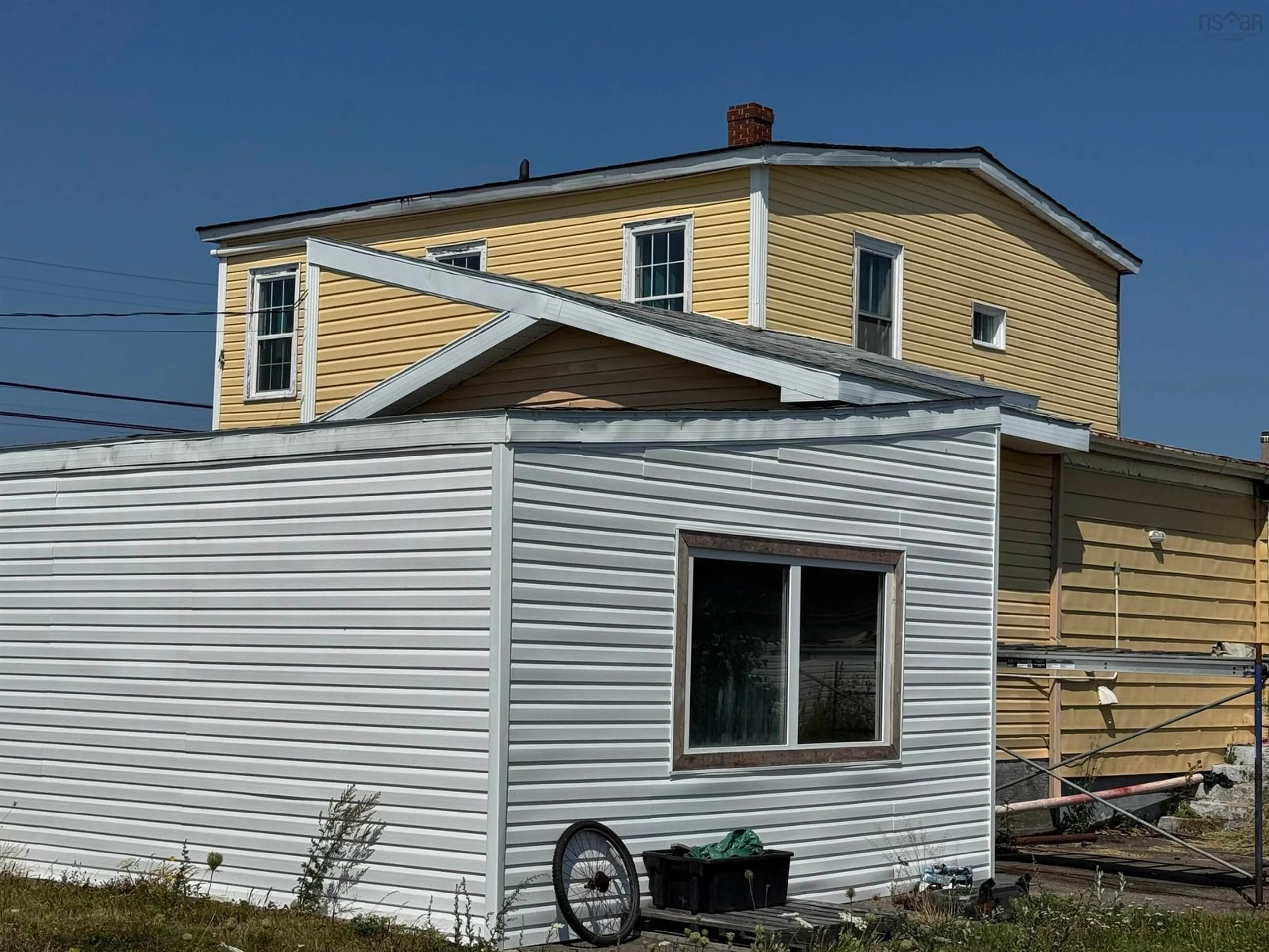 Home with vinyl exterior material, building for 334 Atlantic St, Sydney Mines Nova Scotia B1V 1X1
