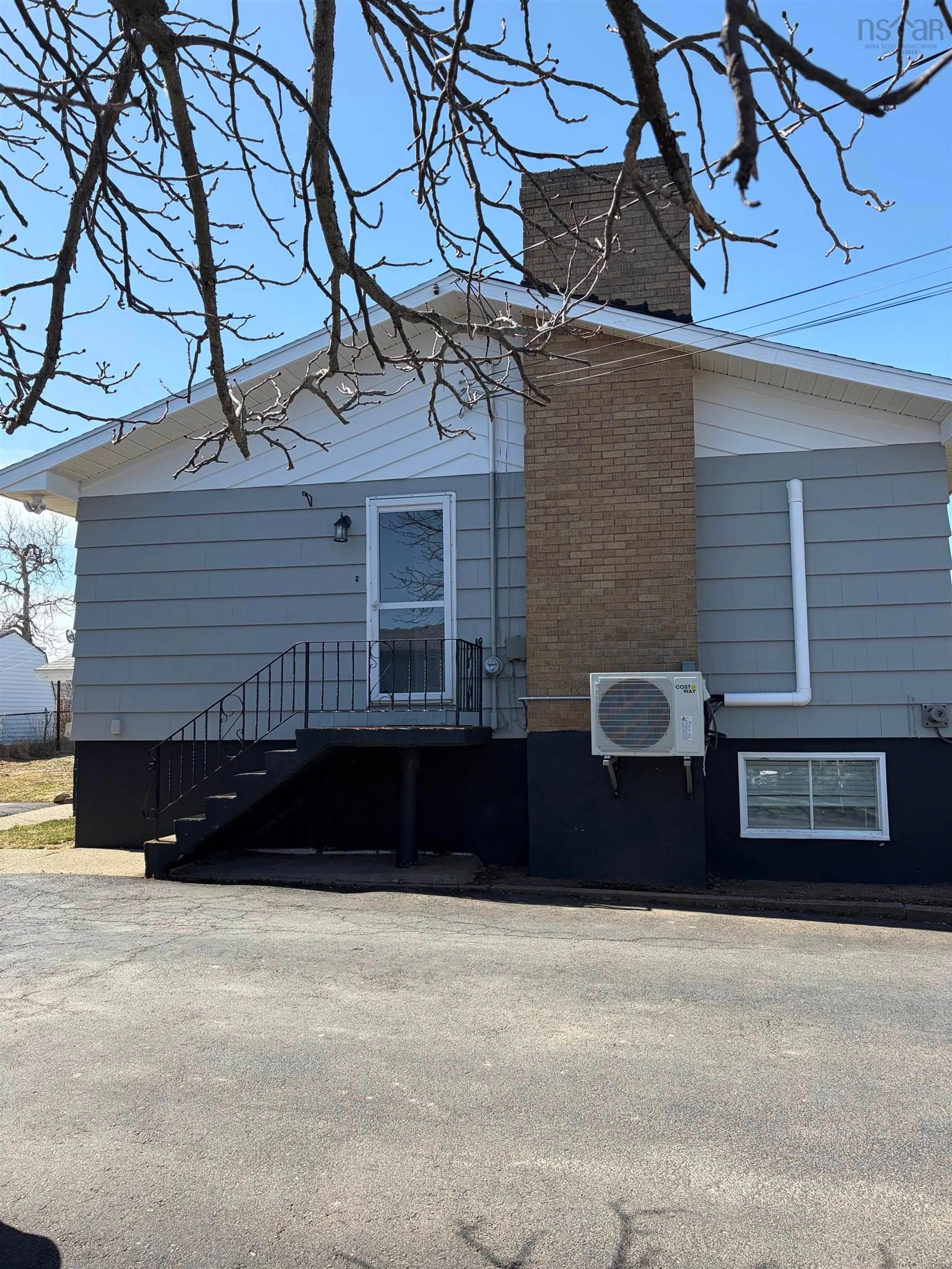 Home with vinyl exterior material, street for 11 Luke St, Glace Bay Nova Scotia B1A 1N7
