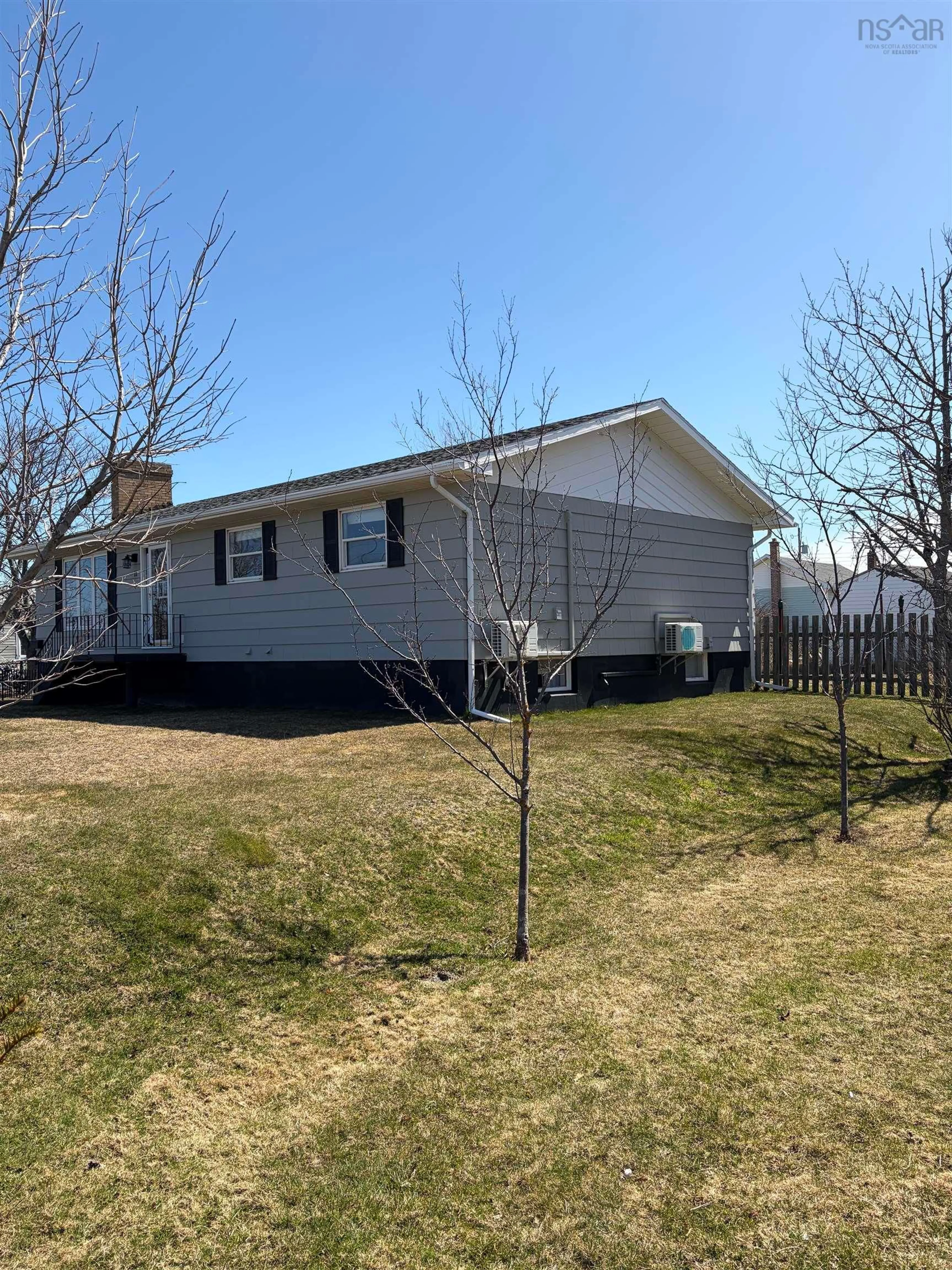 Home with vinyl exterior material, street for 11 Luke St, Glace Bay Nova Scotia B1A 1N7