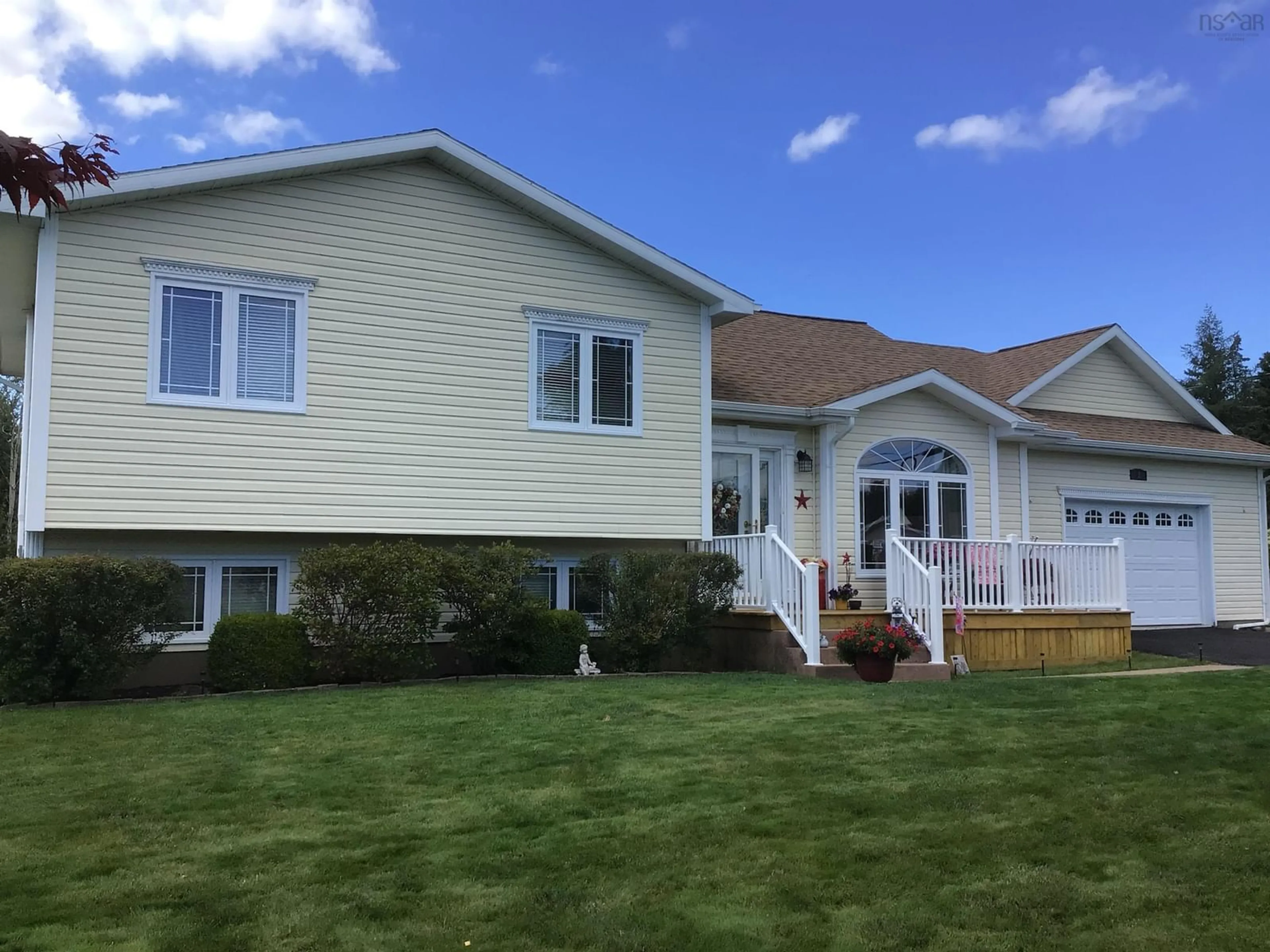 Home with vinyl exterior material, unknown for 2 Willis Ave, Coxheath Nova Scotia B1R 0A3