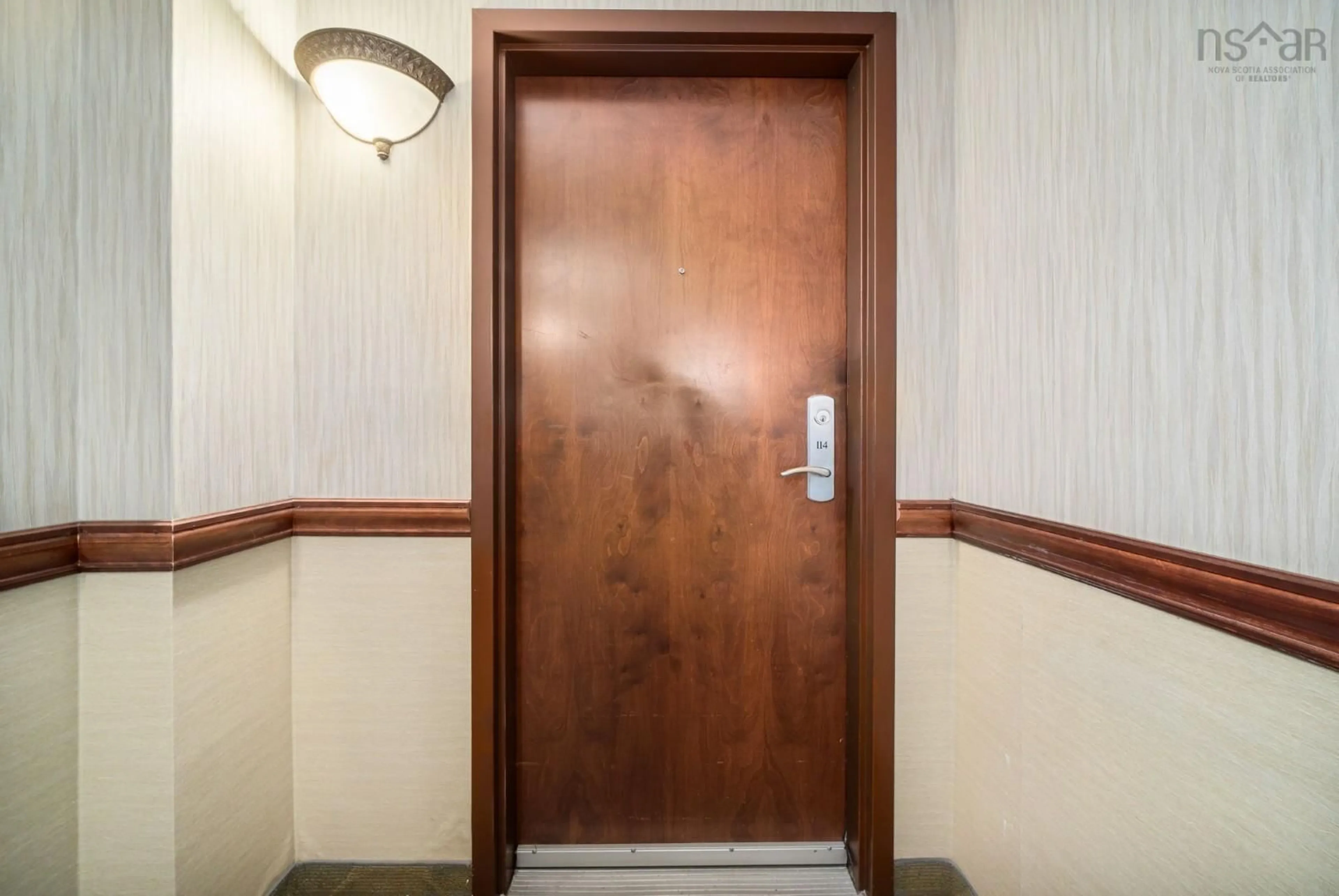 Indoor foyer for 45 Vimy Ave #114, Halifax Nova Scotia B3M 1K4