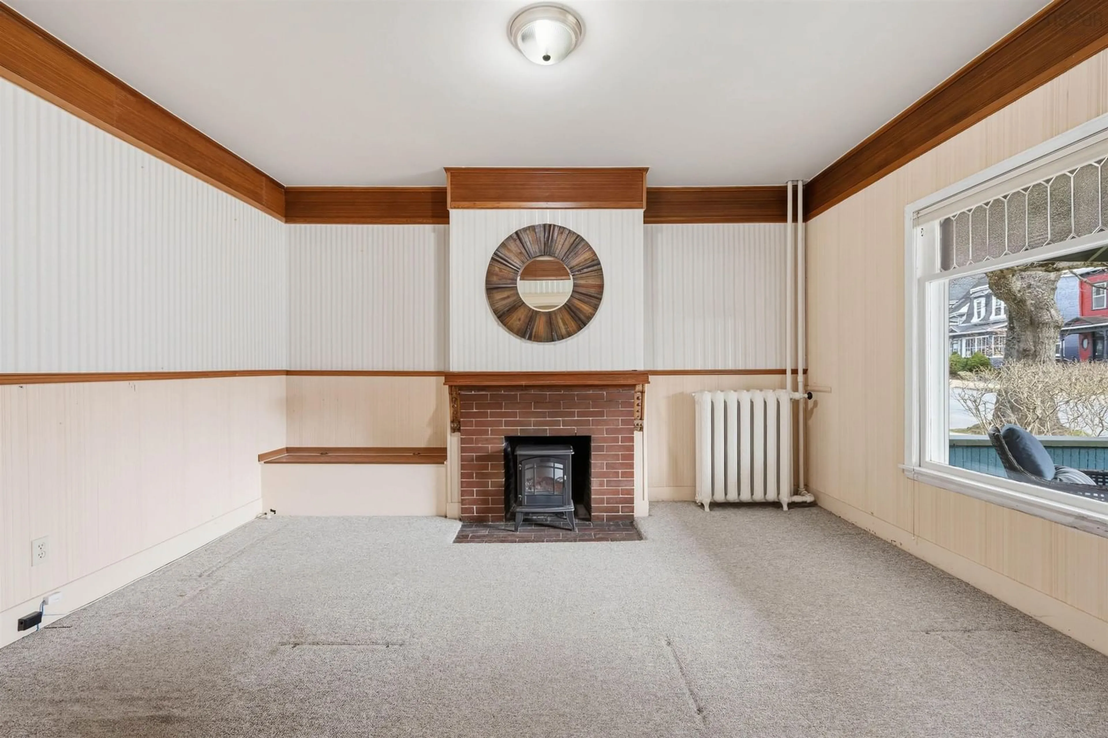 A pic of a room for 271 A&B Portland St, Dartmouth Nova Scotia B2Y 1K1