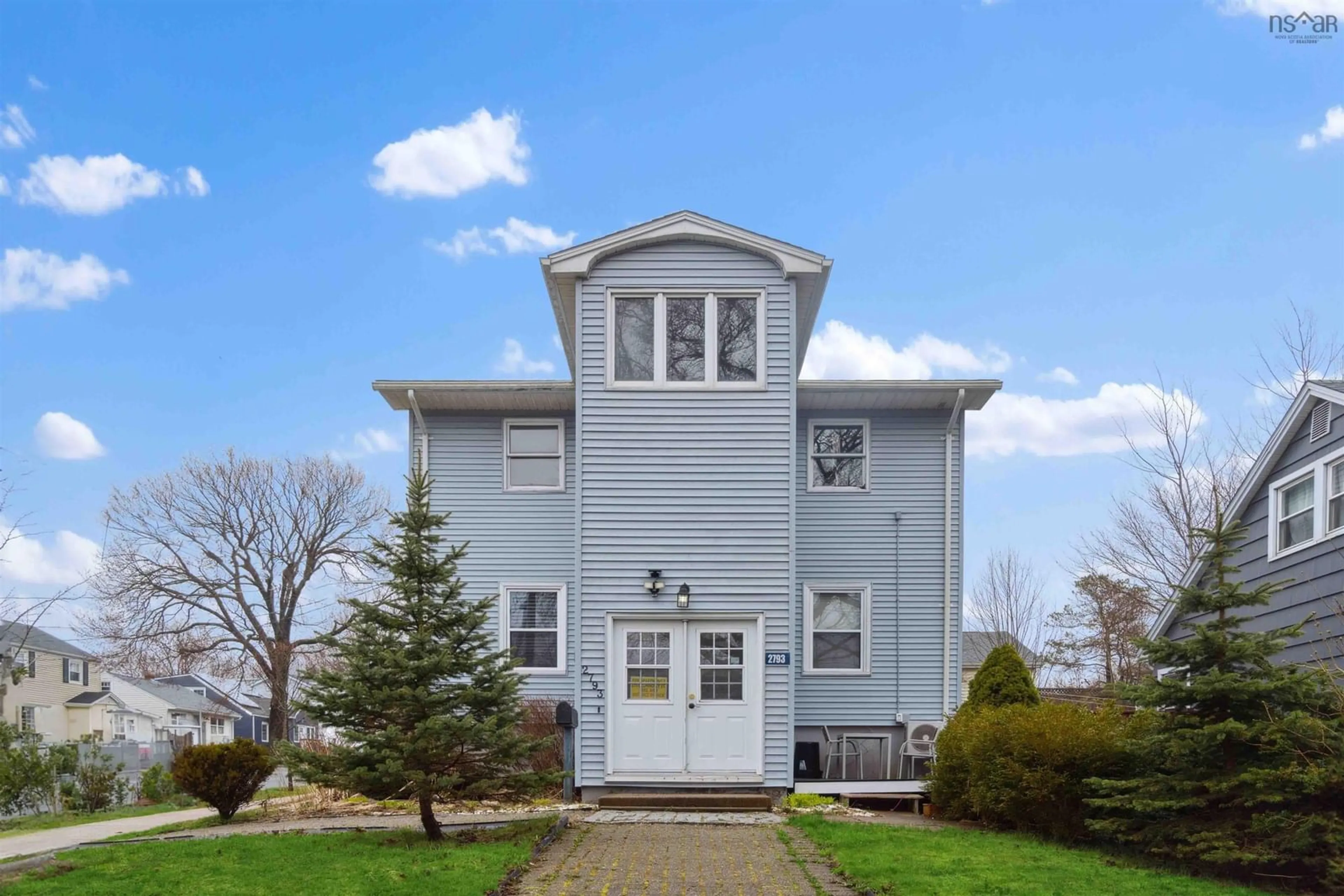 Home with vinyl exterior material, street for 2793 Connolly Street, Halifax Nova Scotia B3L 3N1