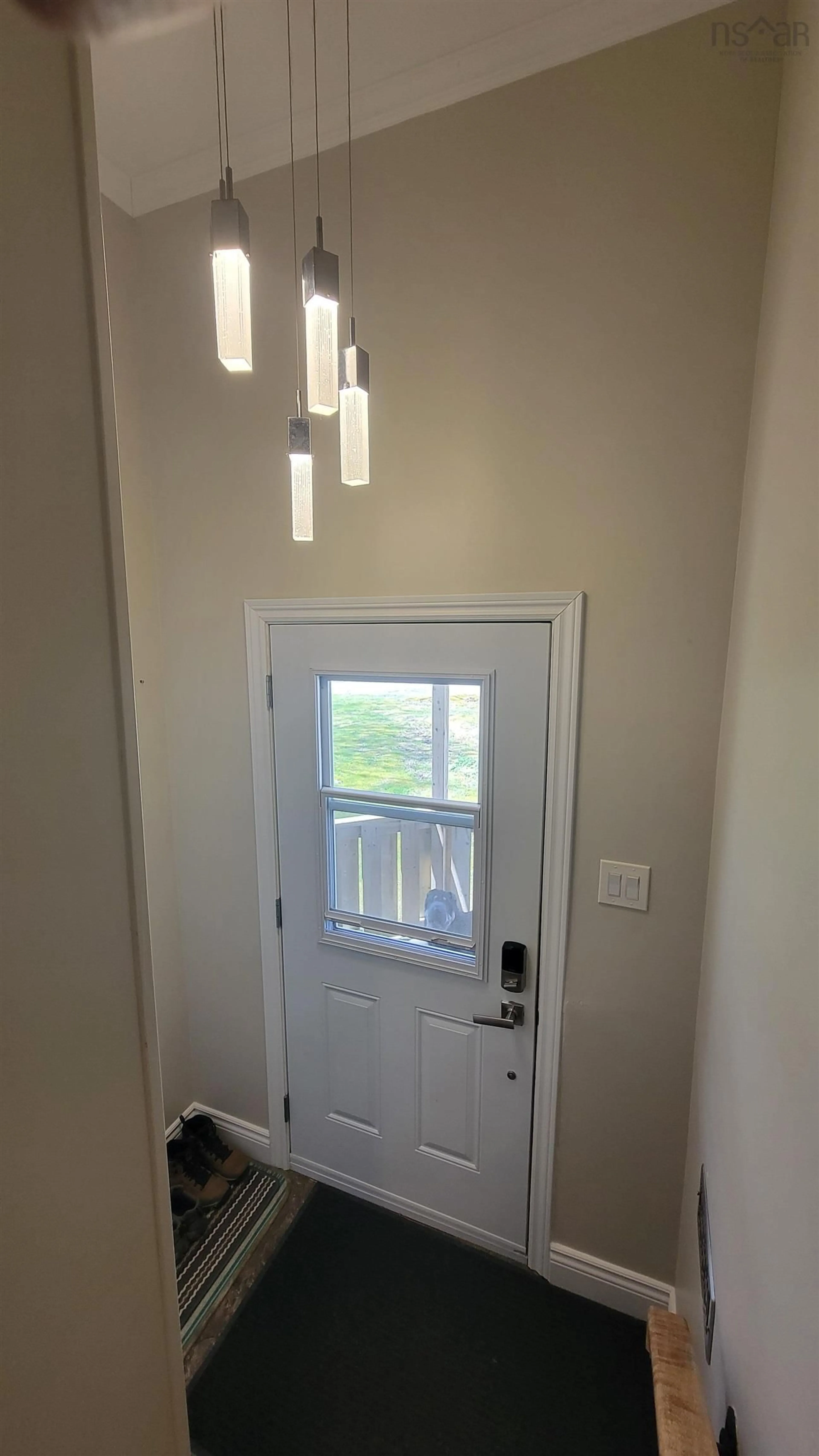 Indoor entryway for 202 Saunders Rd, Deerfield Nova Scotia B5A 5N6