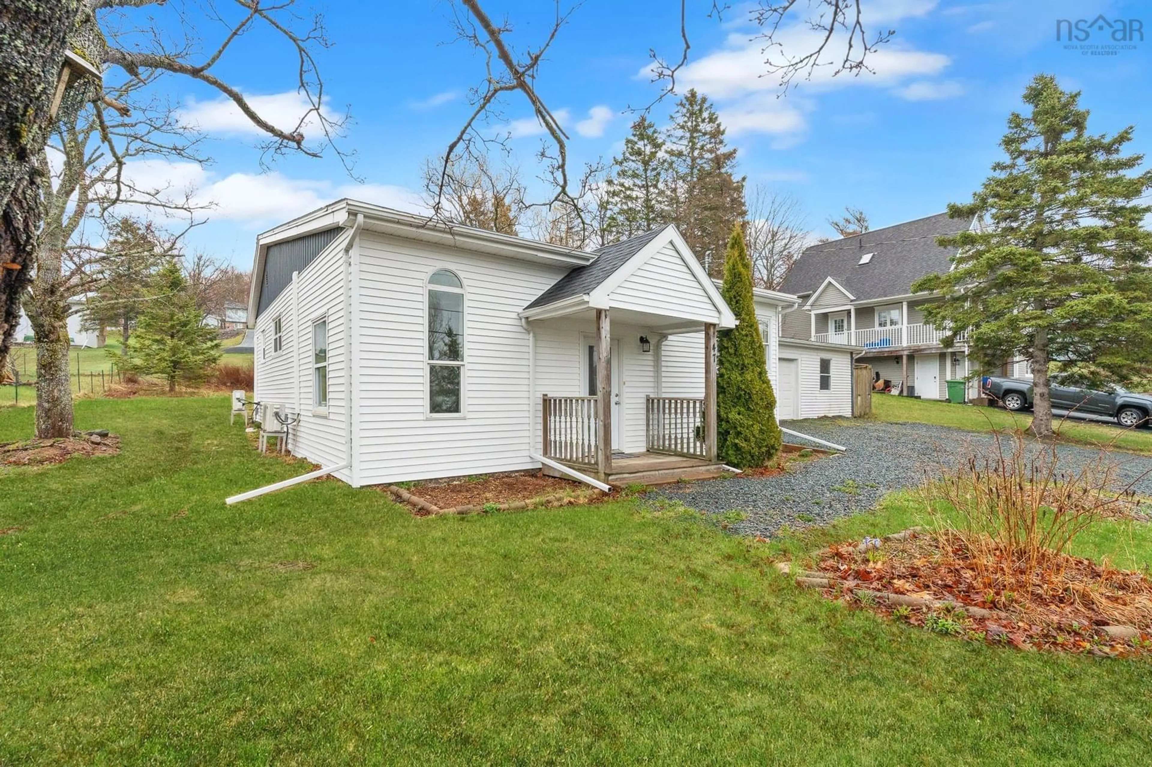 Home with vinyl exterior material, street for 47 Hillcrest Ave, Lower Sackville Nova Scotia B4C 1X2