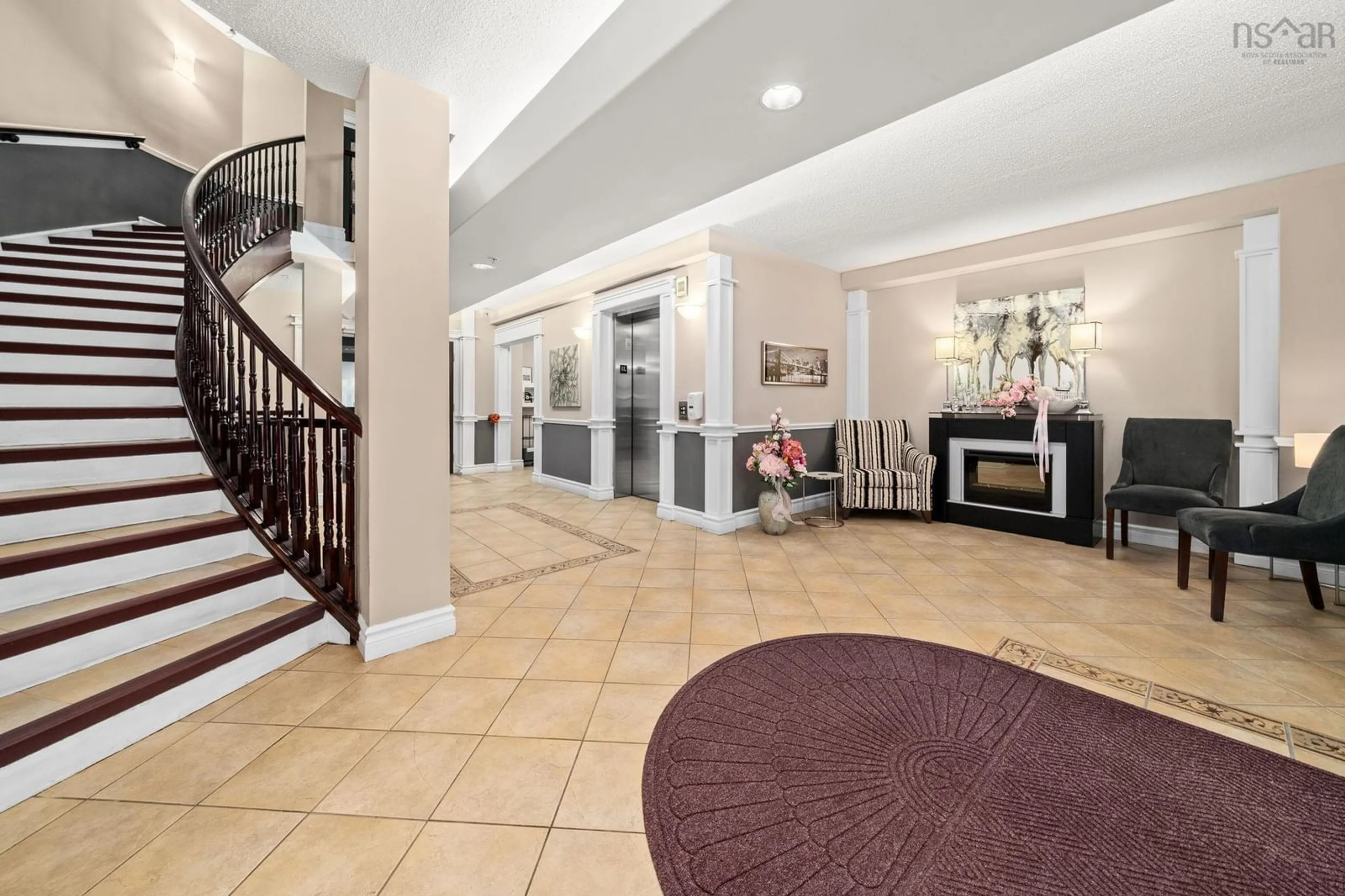 Indoor foyer for 116 Larry Uteck Blvd #102, Halifax Nova Scotia B3M 4T1