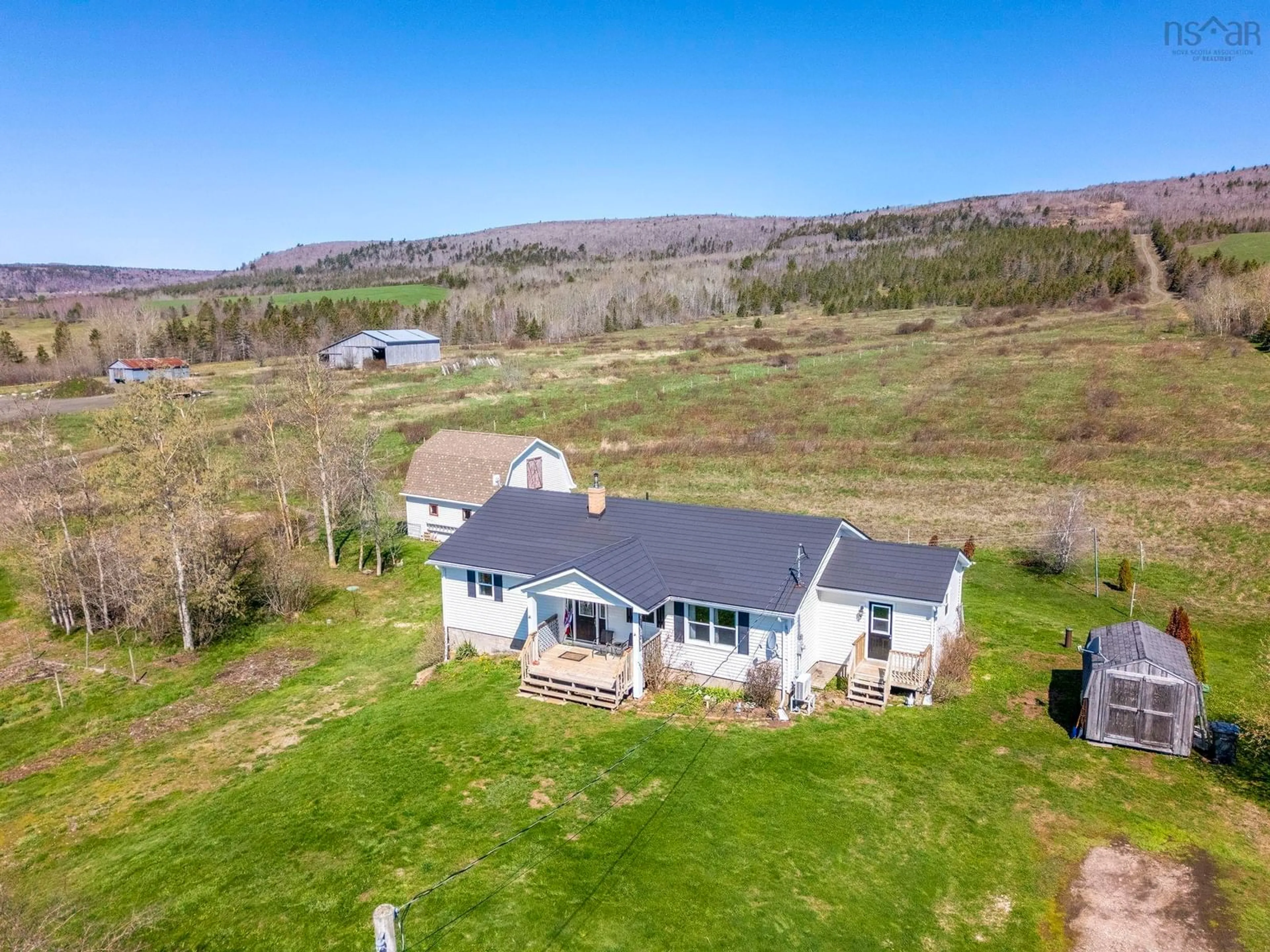 A pic from outside/outdoor area/front of a property/back of a property/a pic from drone, mountain view for 427 Brooklyn Rd, Brooklyn Nova Scotia B0S 1M0
