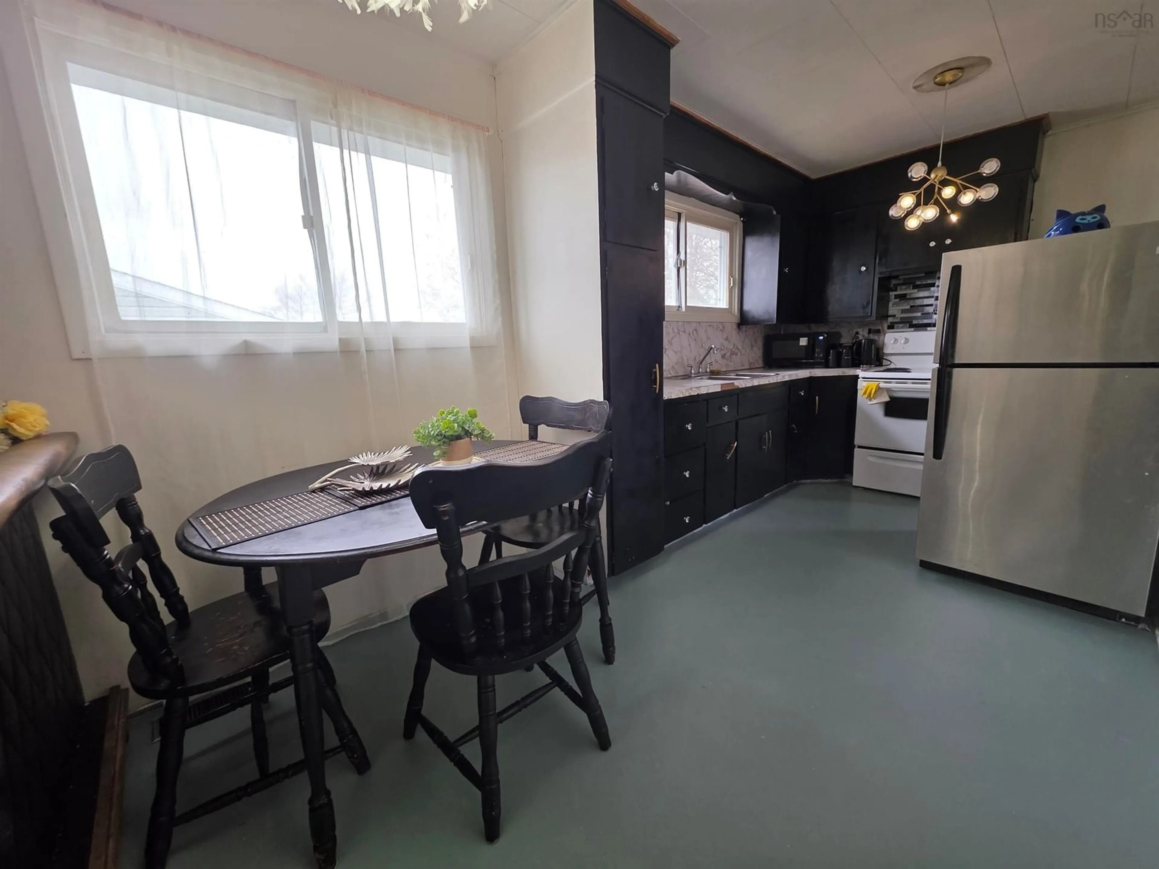 Standard kitchen, unknown for 244 Ashby Rd, Sydney Nova Scotia B1P 2S9