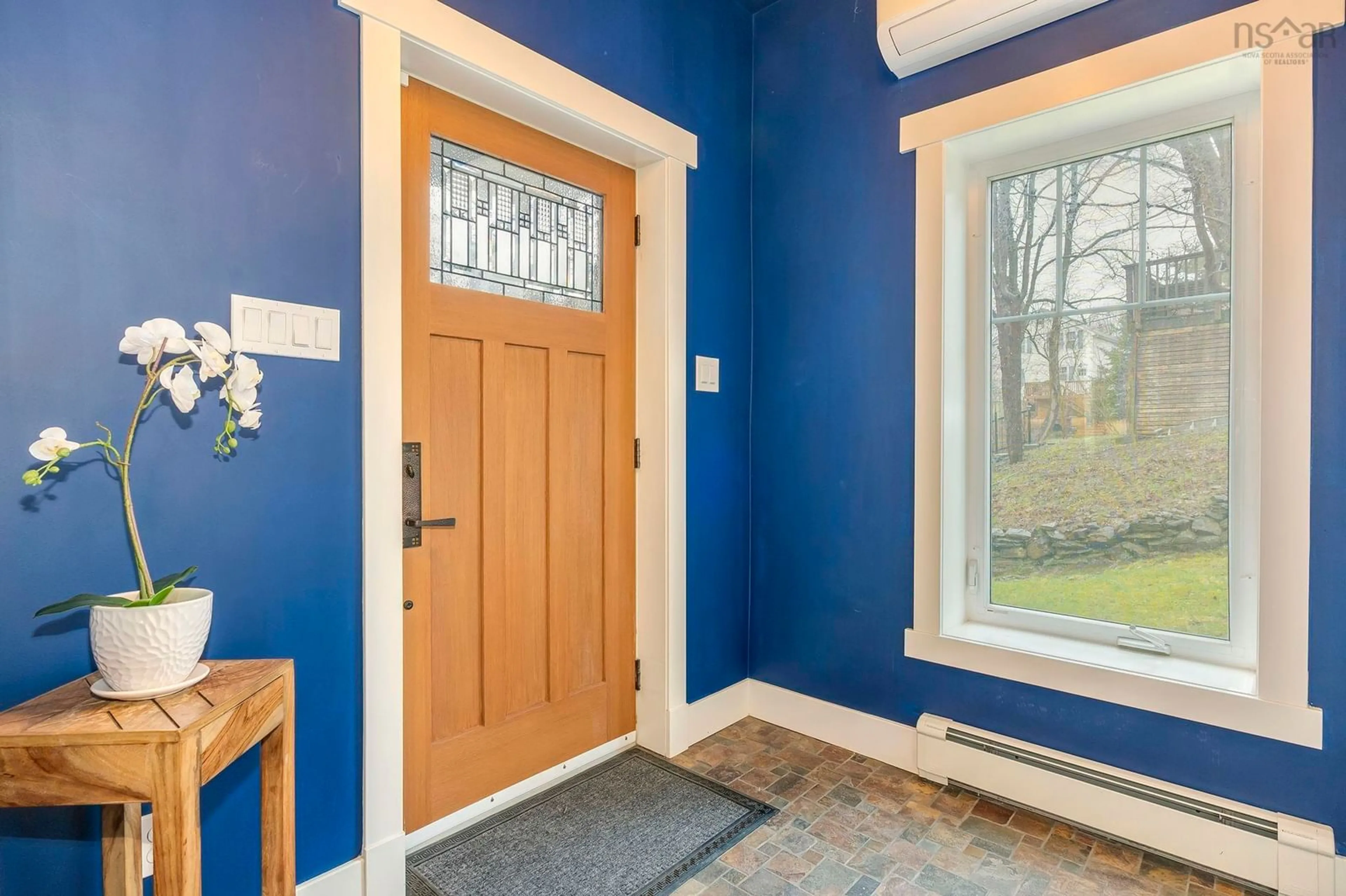 Indoor entryway for 7 Craigmore Dr, Halifax Nova Scotia B3N 1M3