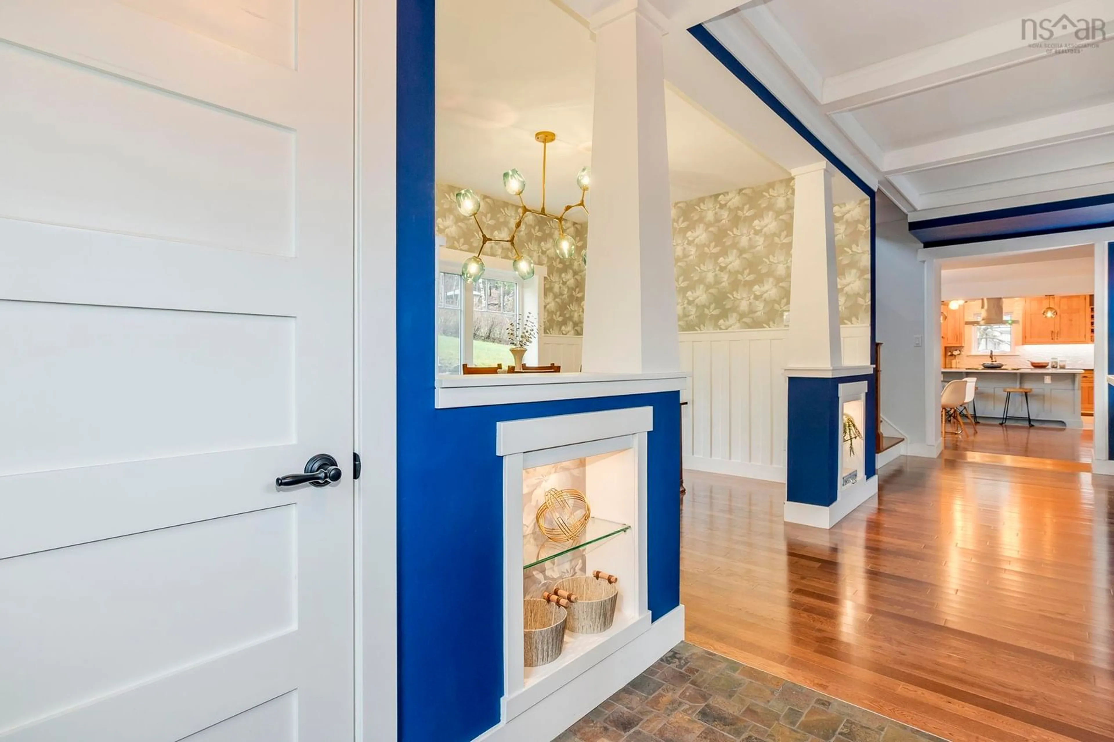 Indoor entryway for 7 Craigmore Dr, Halifax Nova Scotia B3N 1M3