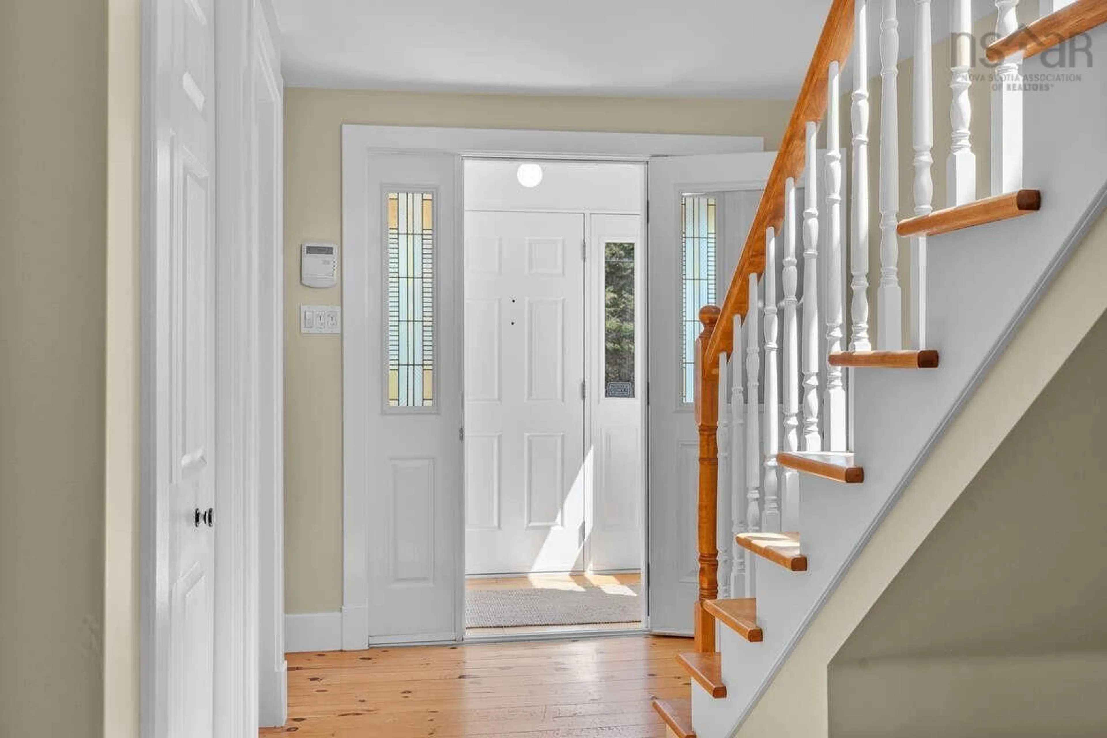 Indoor entryway for 215 Conrads Rd, Hubbards Nova Scotia B0J 1T0