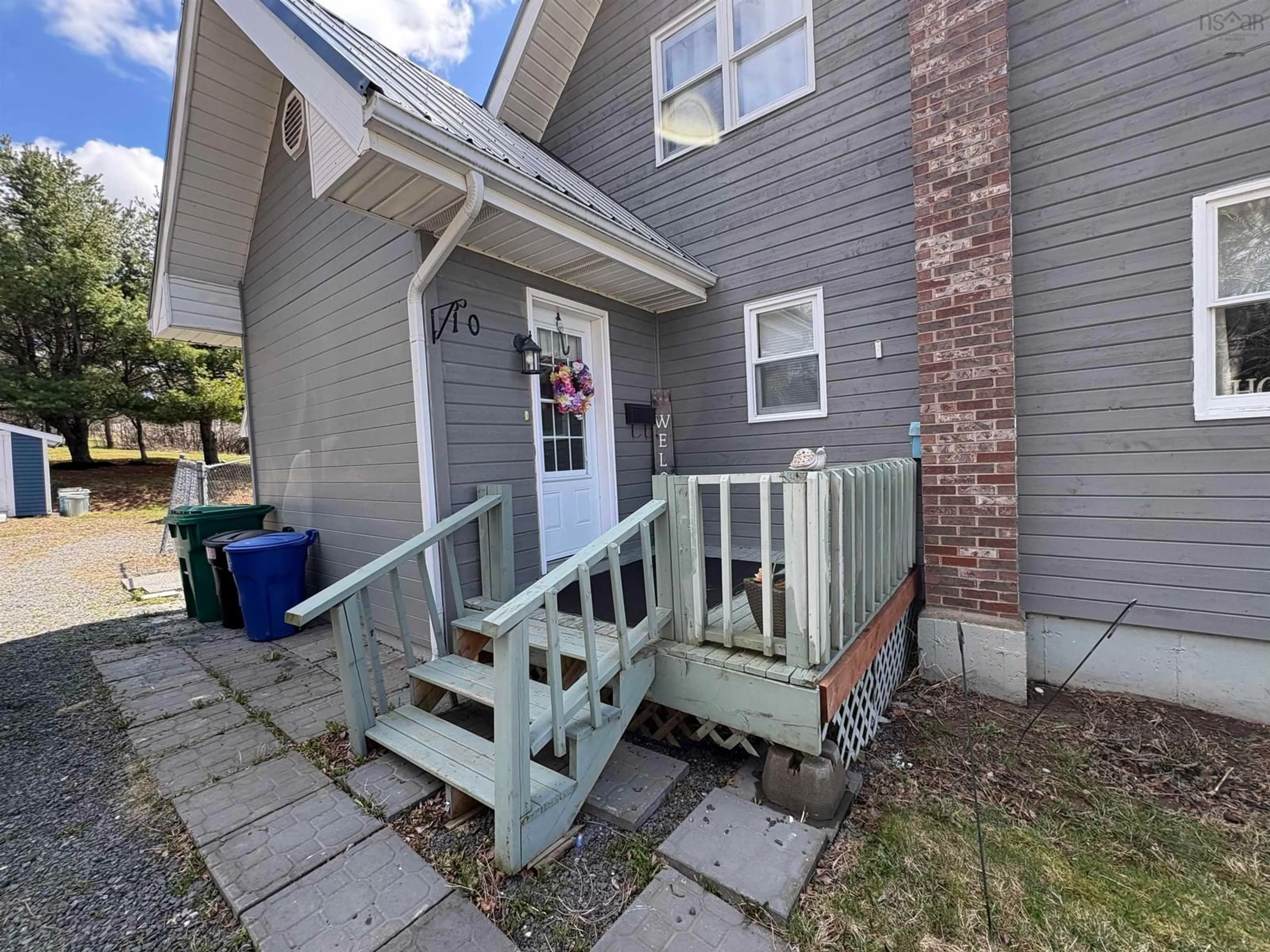 Unknown for 10 Egerton St, Trenton Nova Scotia B0K 1X0