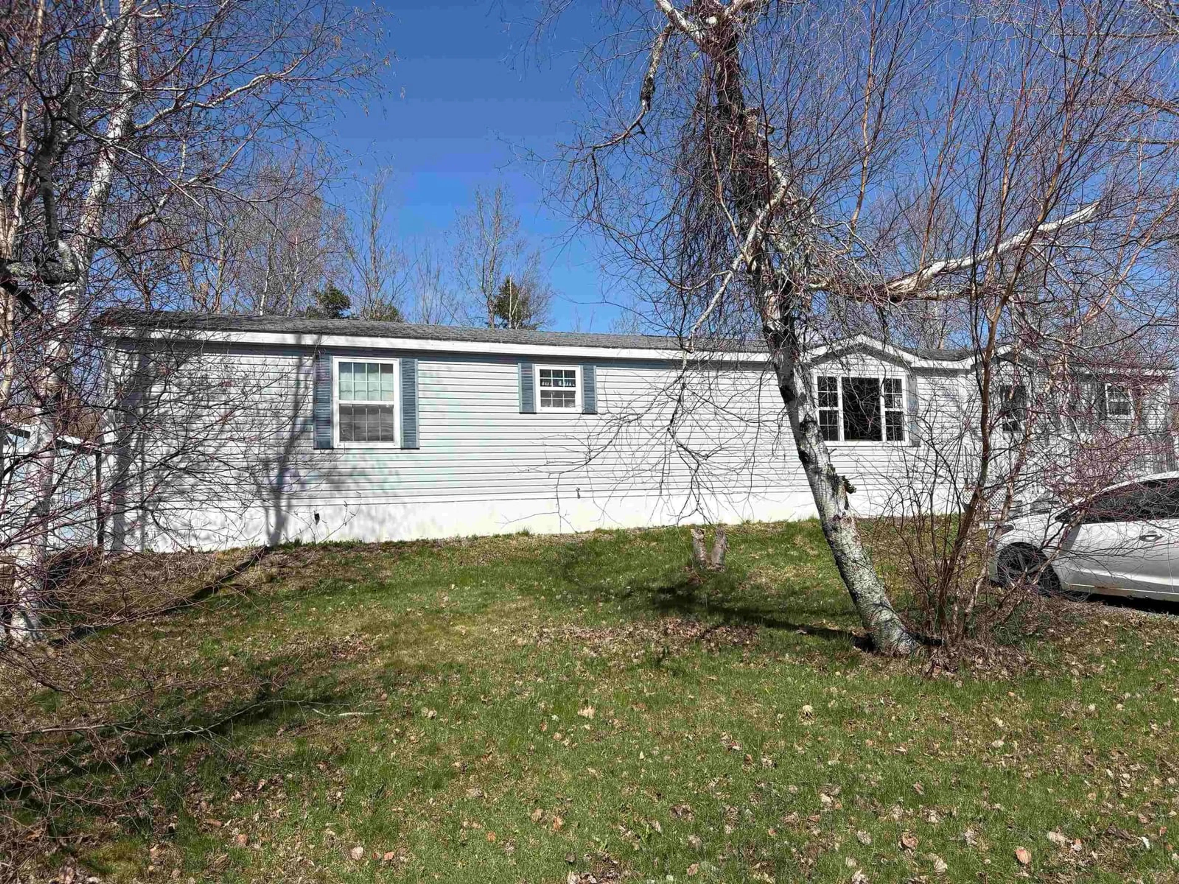 Home with vinyl exterior material, unknown for 1050 Waddens Crt, Westville Nova Scotia B0K 2A0