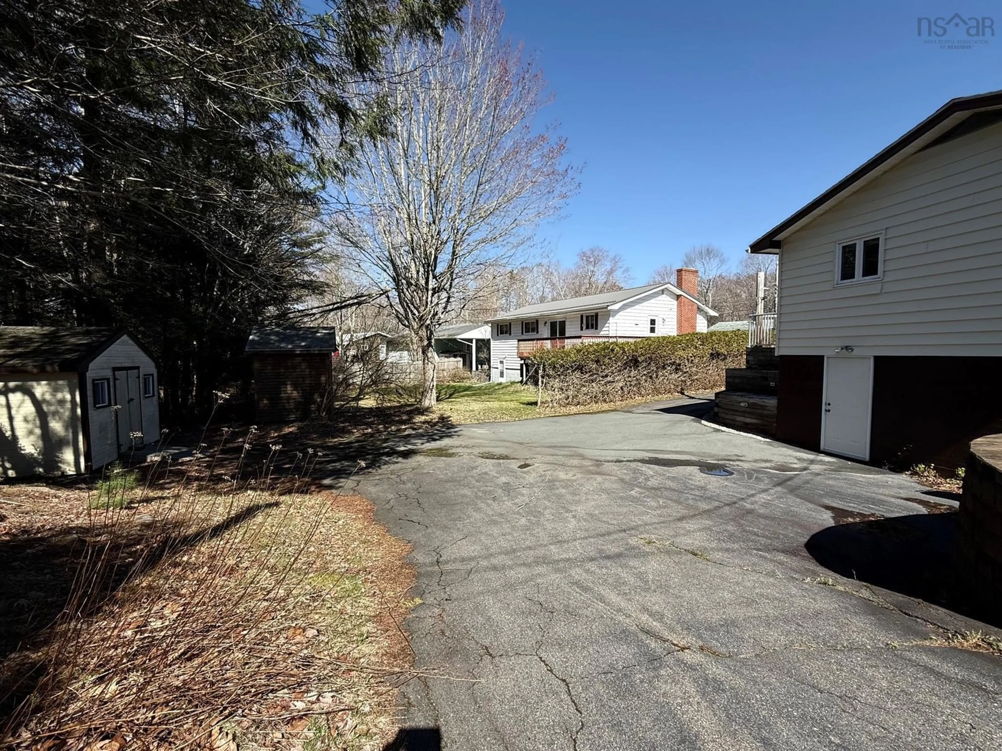 A pic from outside/outdoor area/front of a property/back of a property/a pic from drone, street for 293 Kydd St, Bridgewater Nova Scotia B4V 3H2