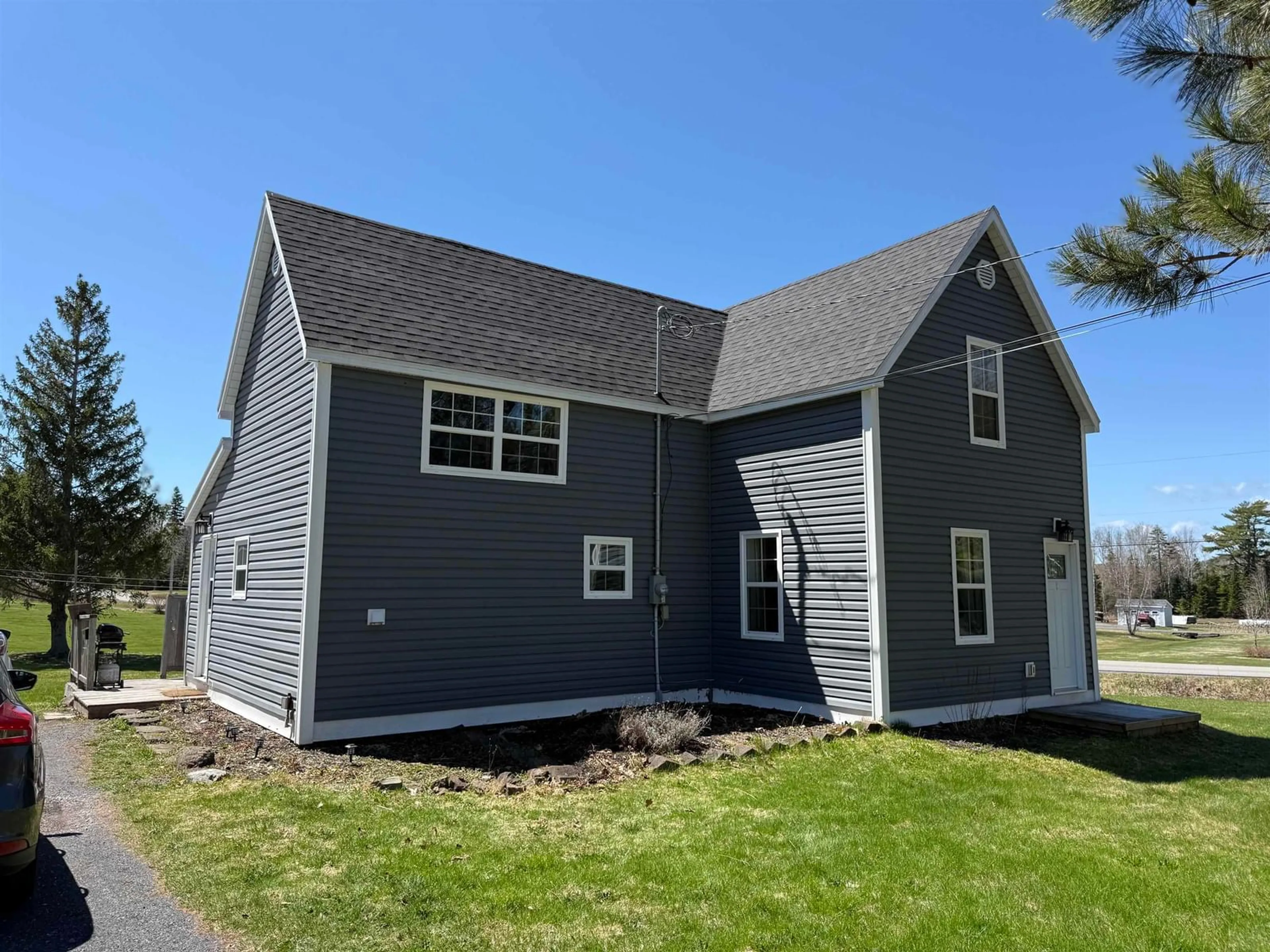 Home with vinyl exterior material, unknown for 124 Pump Road Rd, Westville Nova Scotia B0K 2A0