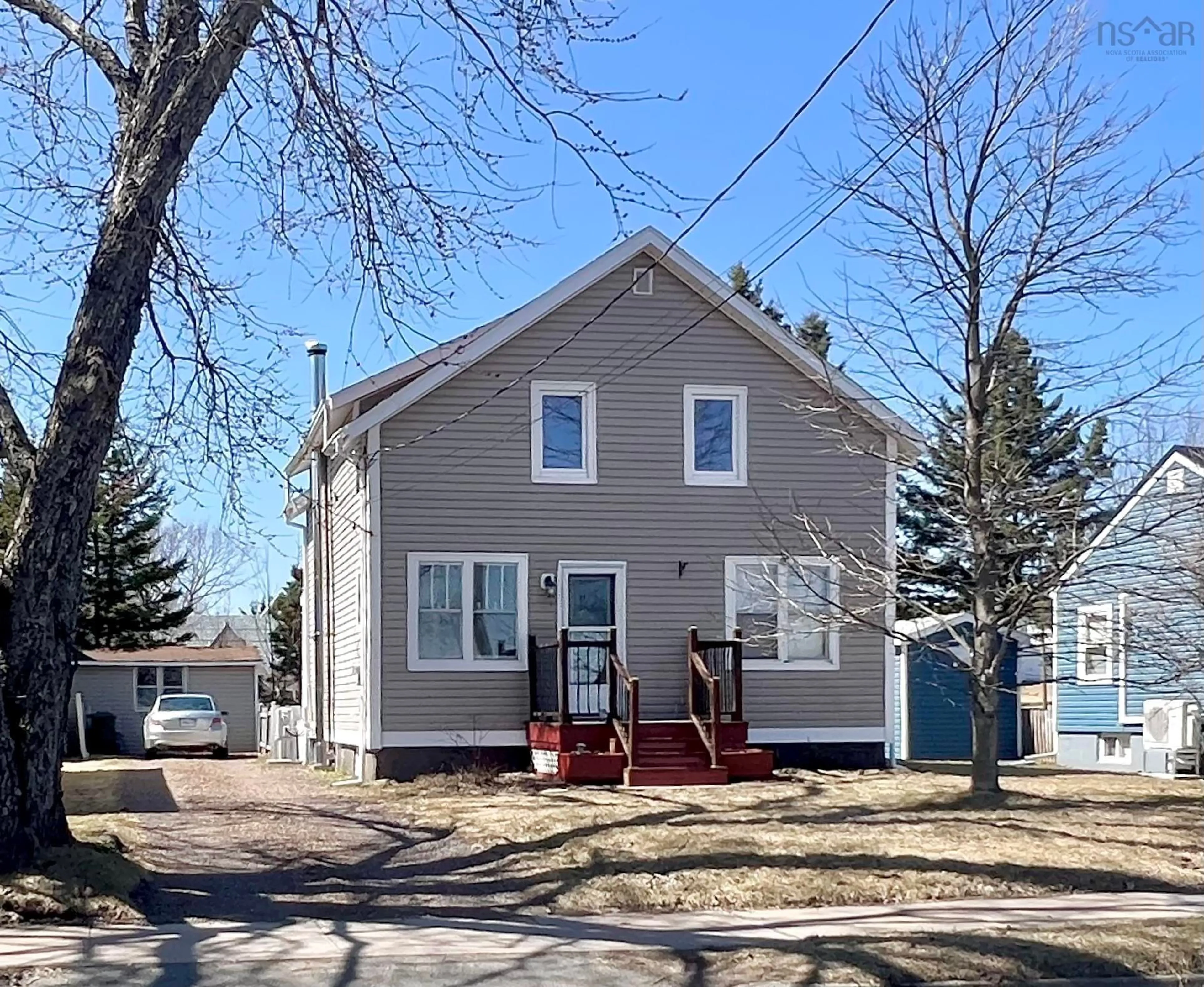 Home with vinyl exterior material, street for 166 North Foord St, Stellarton Nova Scotia B0K 1S0