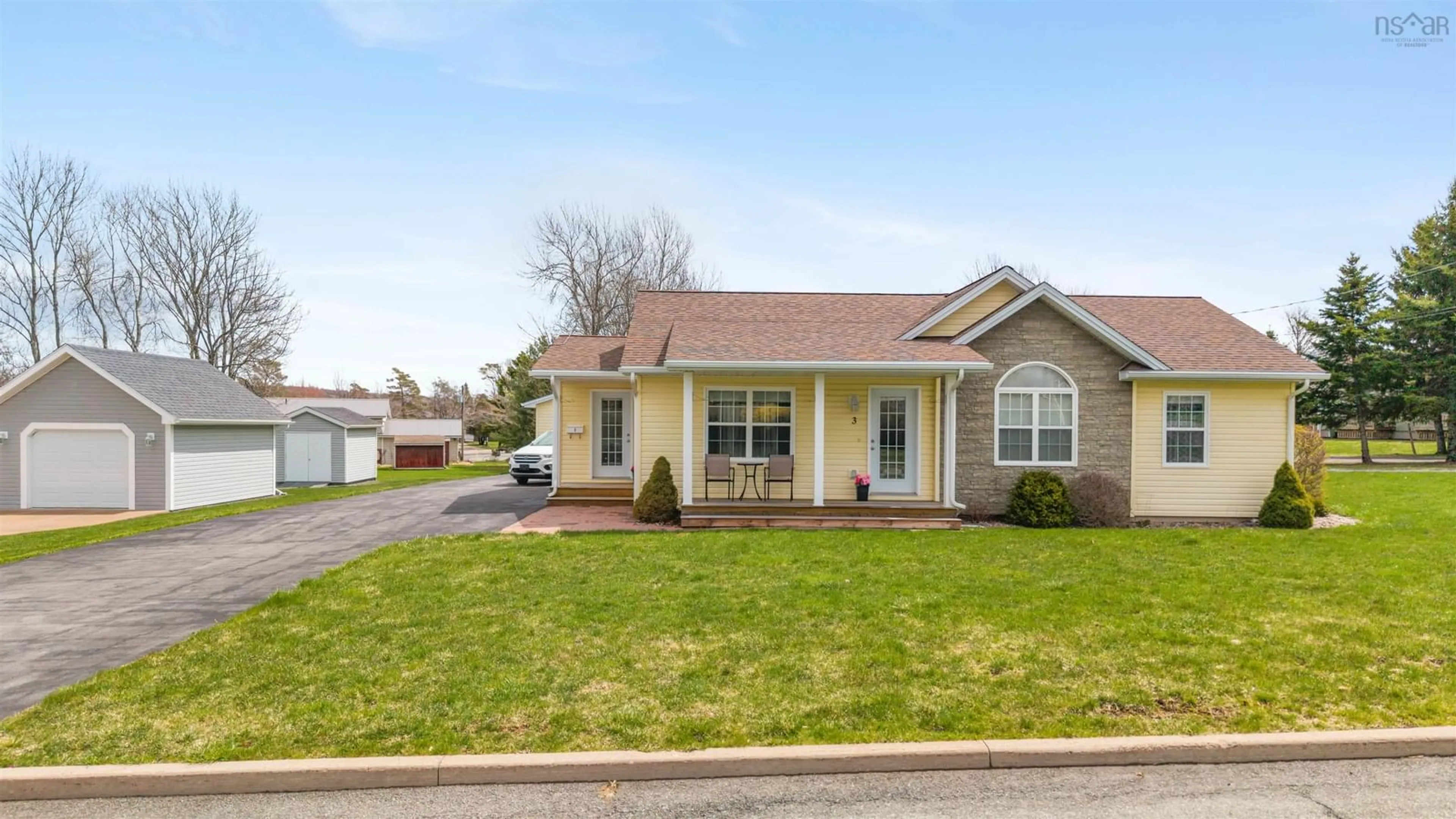 Home with vinyl exterior material, street for 3 Chestnut St, New Glasgow Nova Scotia B2H 0E4