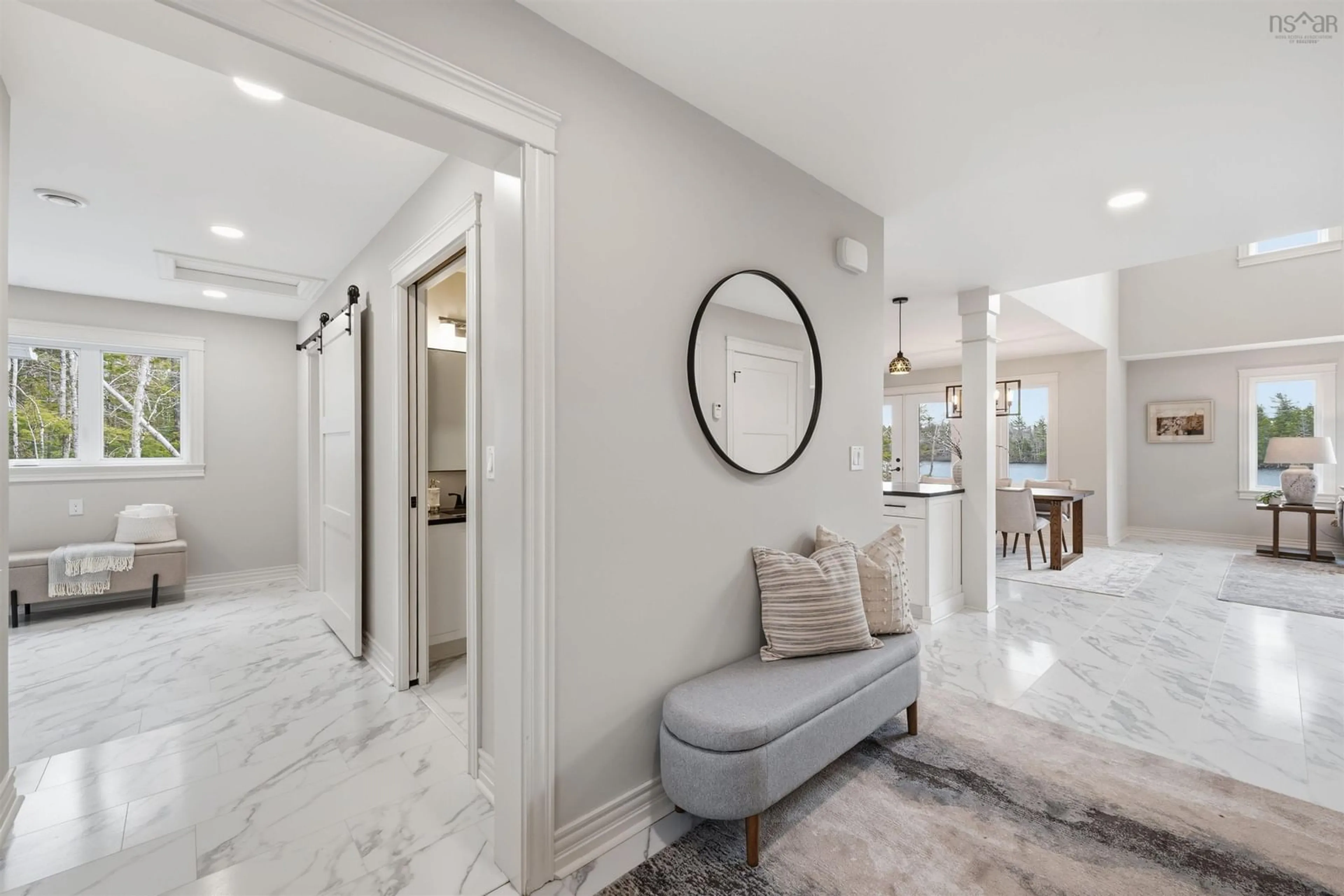 Indoor entryway for 55 Chalet Dr, Vaughan Nova Scotia B0N 2T0