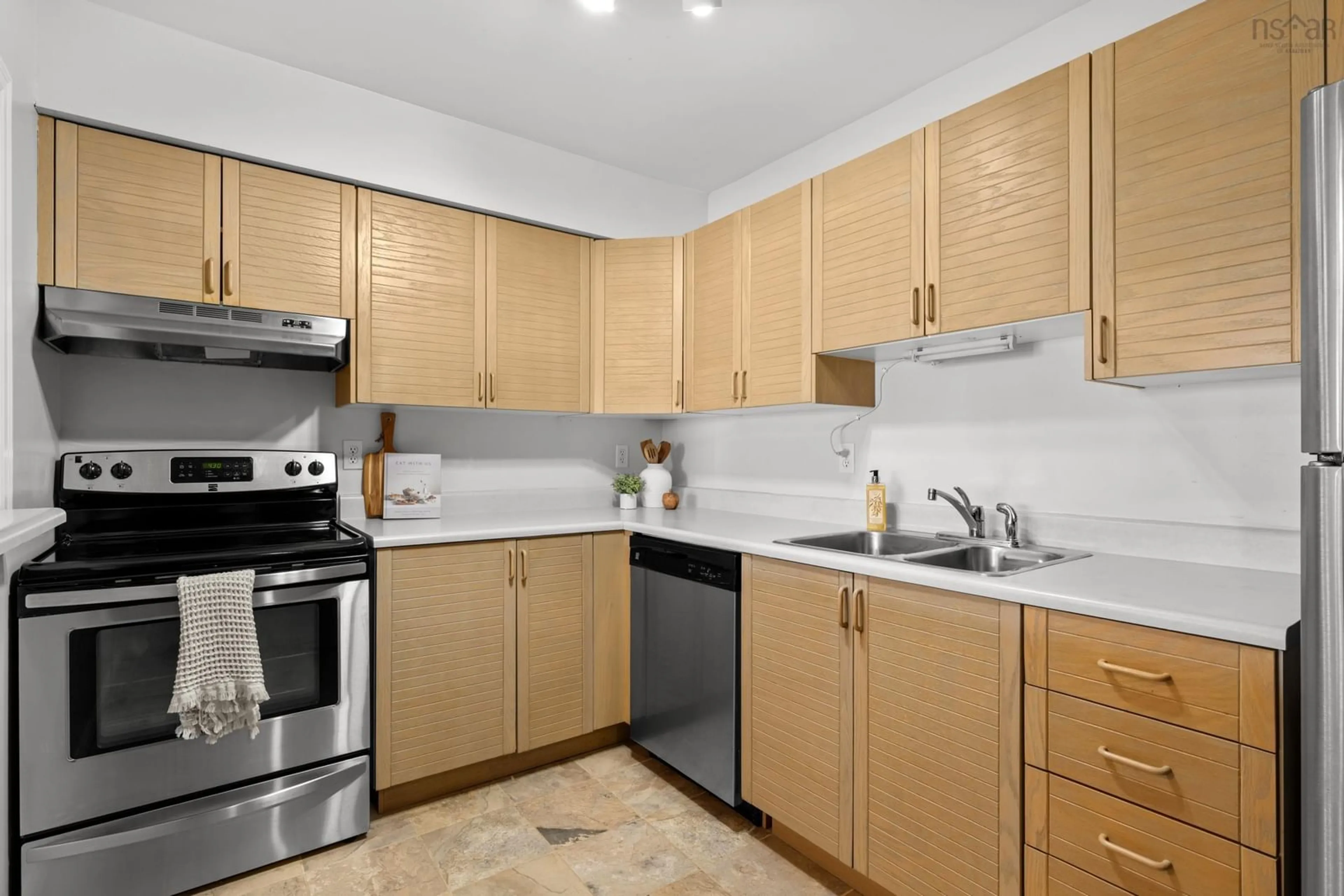 Standard kitchen, unknown for 51 River Lane #204, Bedford Nova Scotia B4A 3Y8
