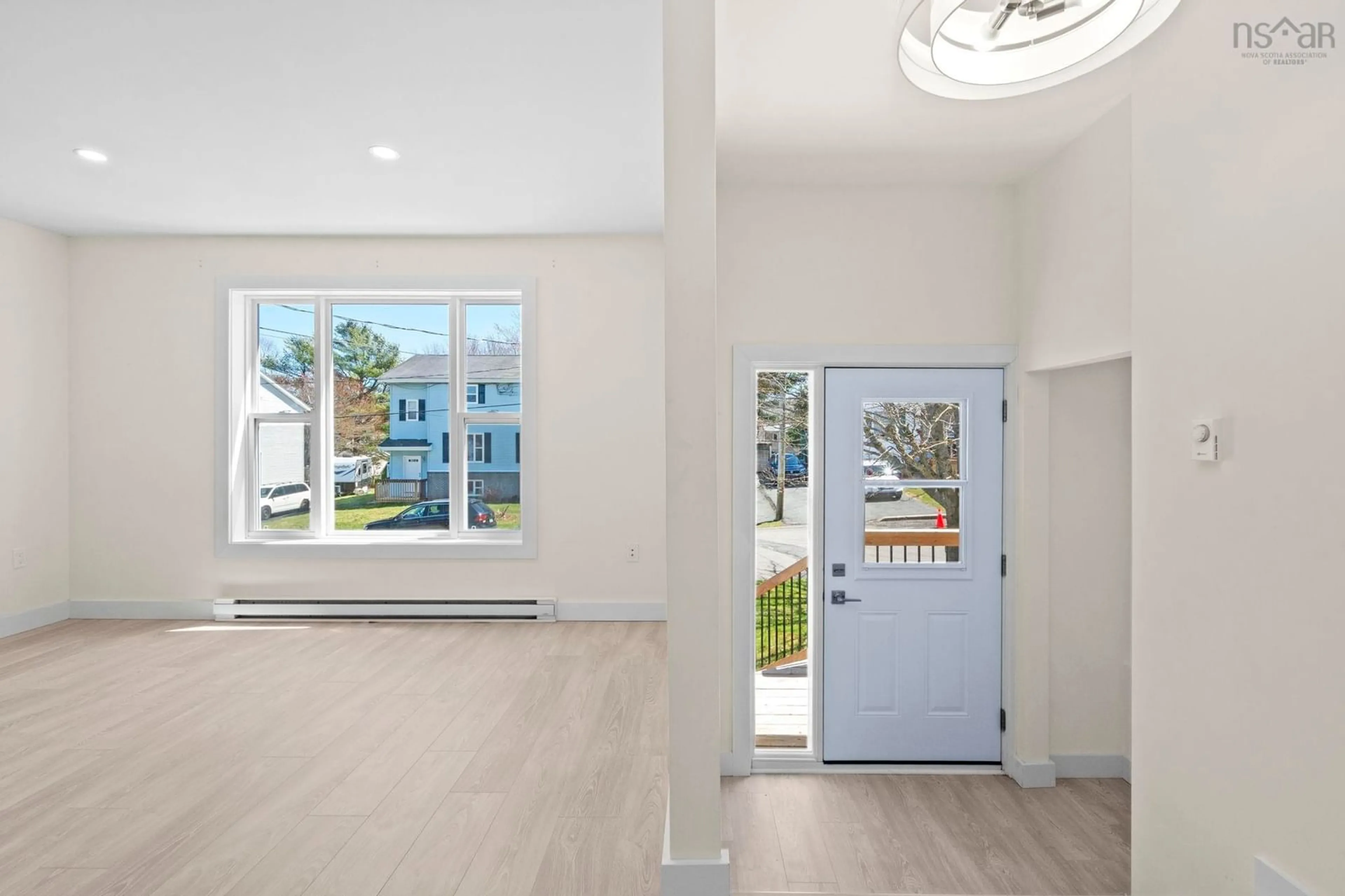Indoor entryway for 68 Sugar Maple Dr, Timberlea Nova Scotia B3T 1G4