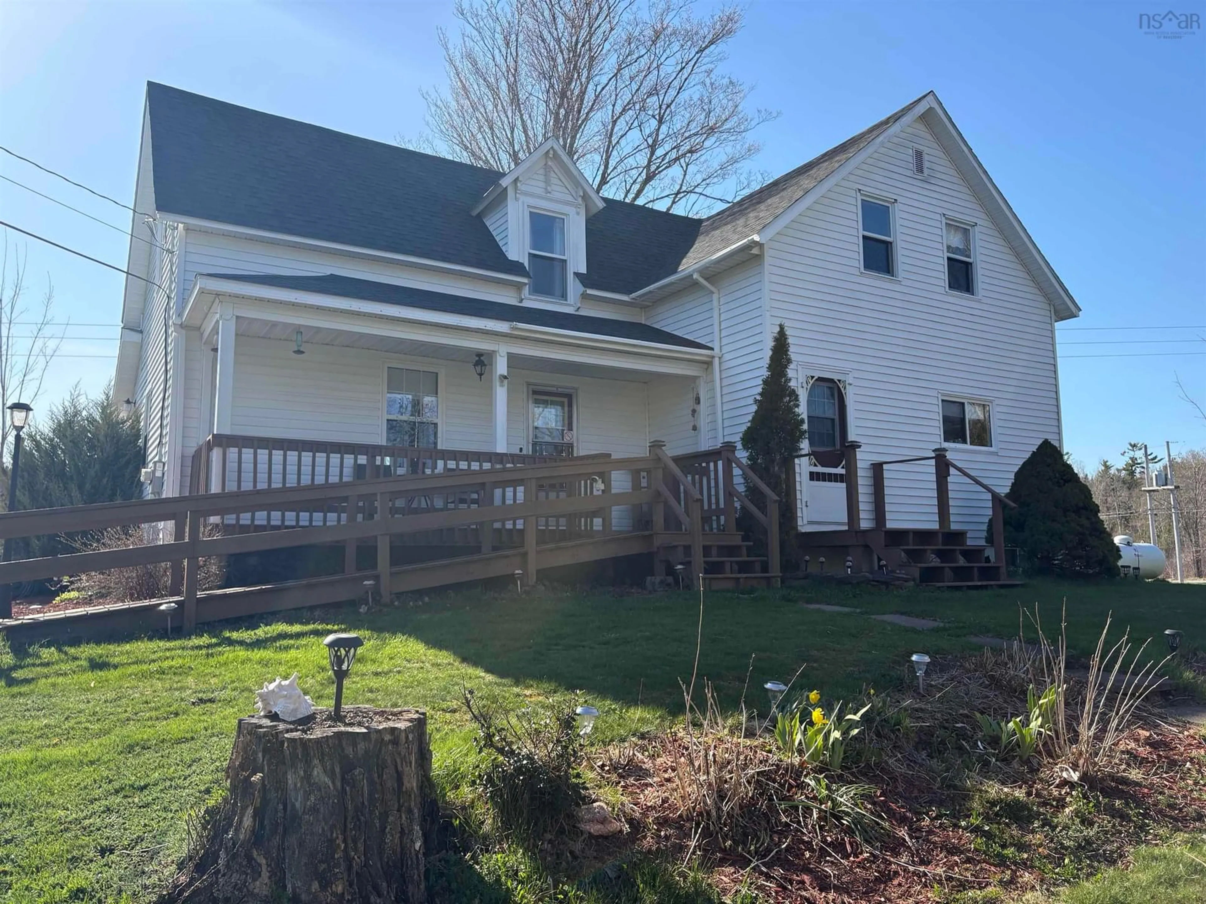 A pic from outside/outdoor area/front of a property/back of a property/a pic from drone, unknown for 854 Marshdale Rd, Hopewell Nova Scotia B0K 1C0