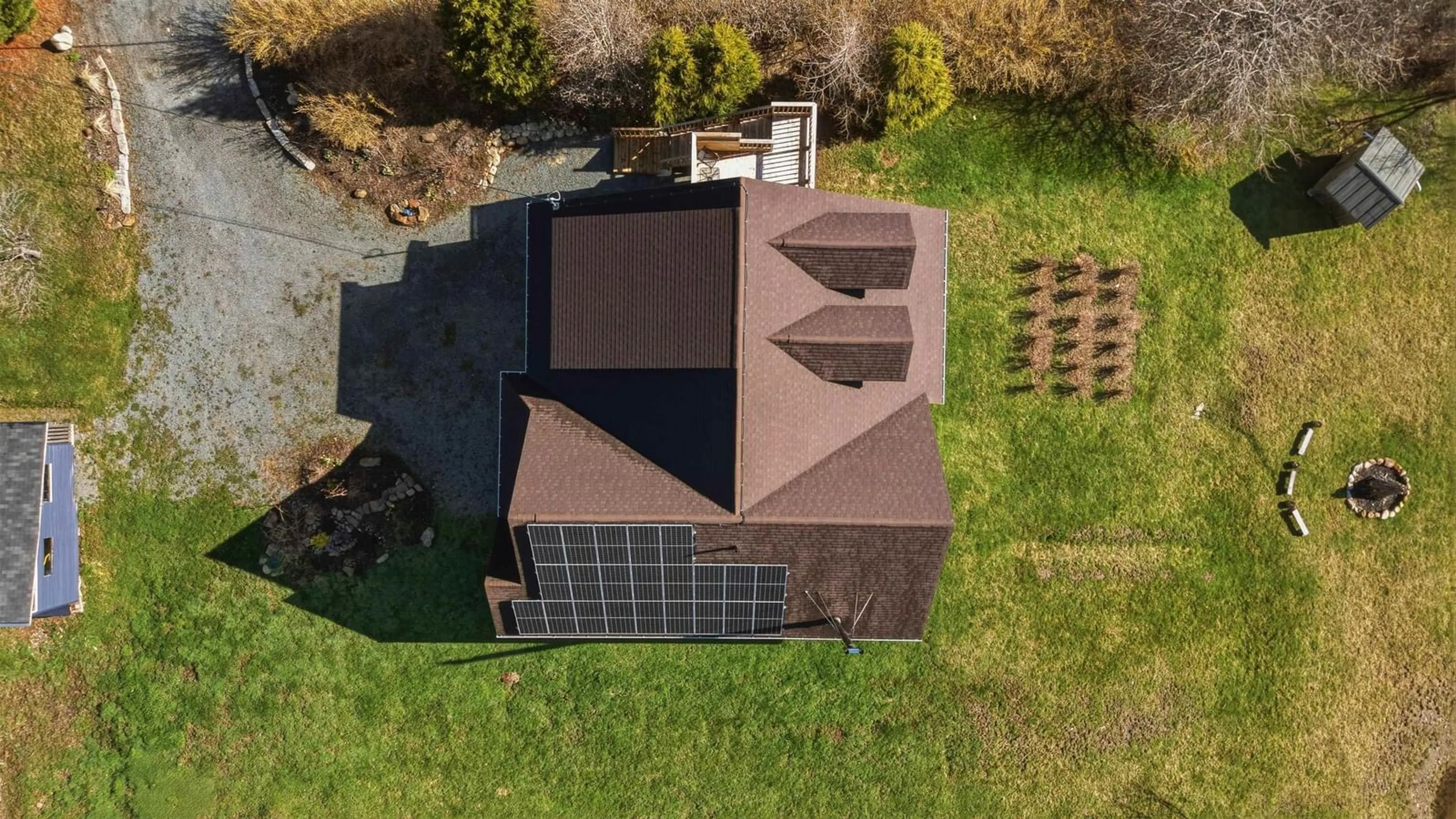 A pic from outside/outdoor area/front of a property/back of a property/a pic from drone, building for 437 Mount Pleasant Rd, Mount Pleasant Nova Scotia B0R 1G0