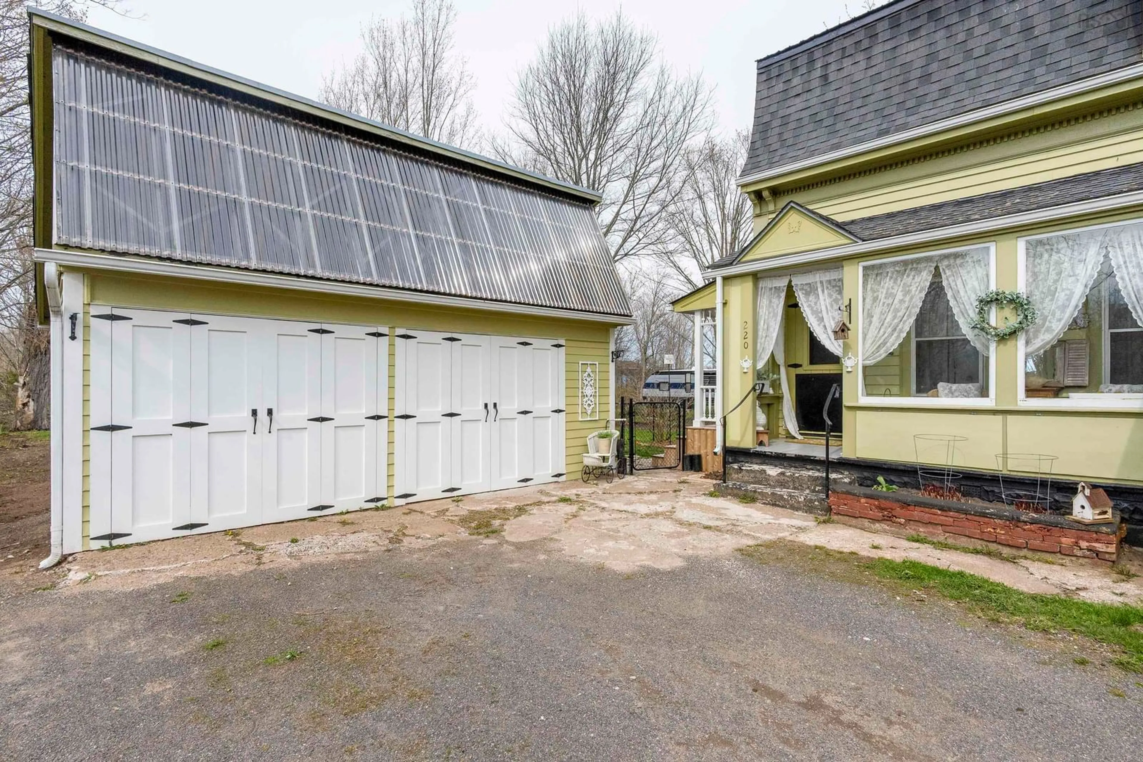 Unknown for 220 Main St, Berwick Nova Scotia B0P 1E0