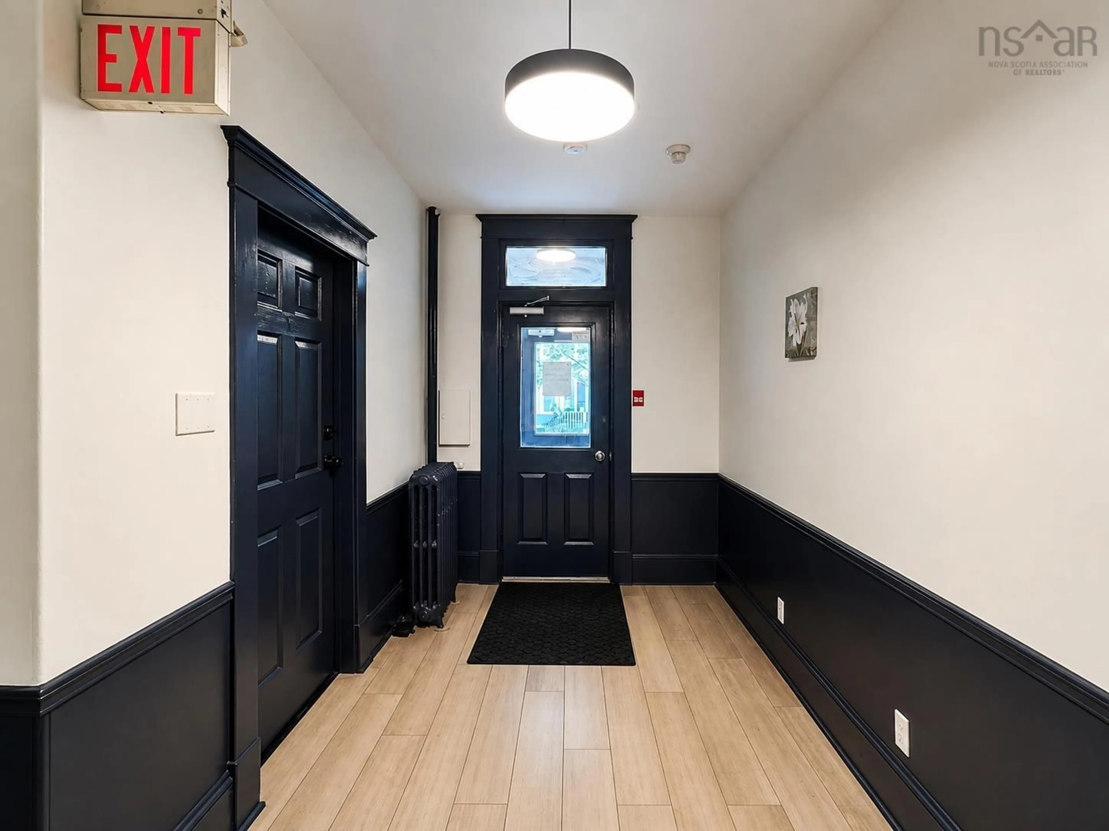 Unknown for 6033 South St, Halifax Peninsula Nova Scotia B3H 1S8