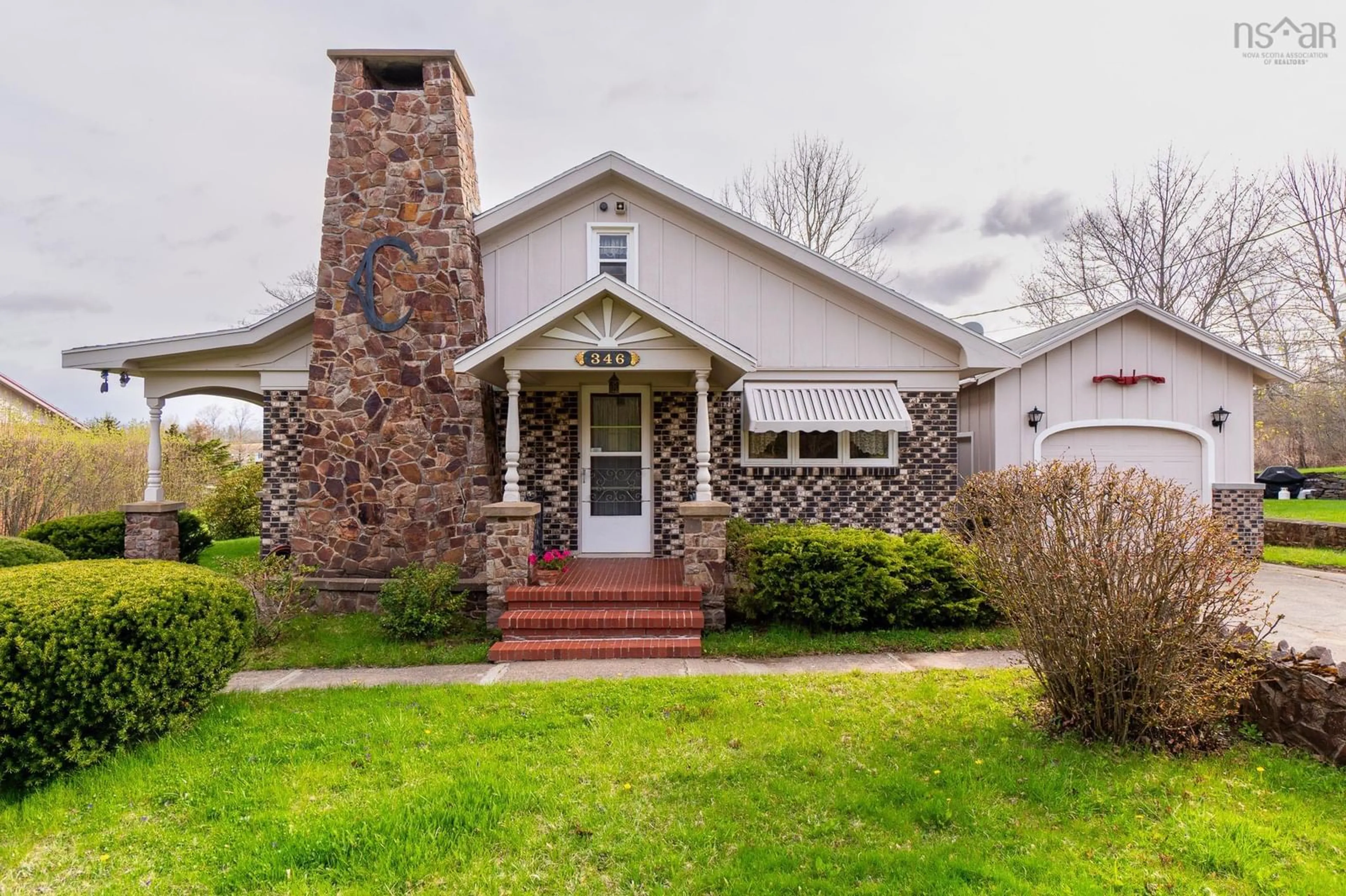 Home with brick exterior material, street for 346 Oak Island Rd, Avonport Nova Scotia B0P 1P0