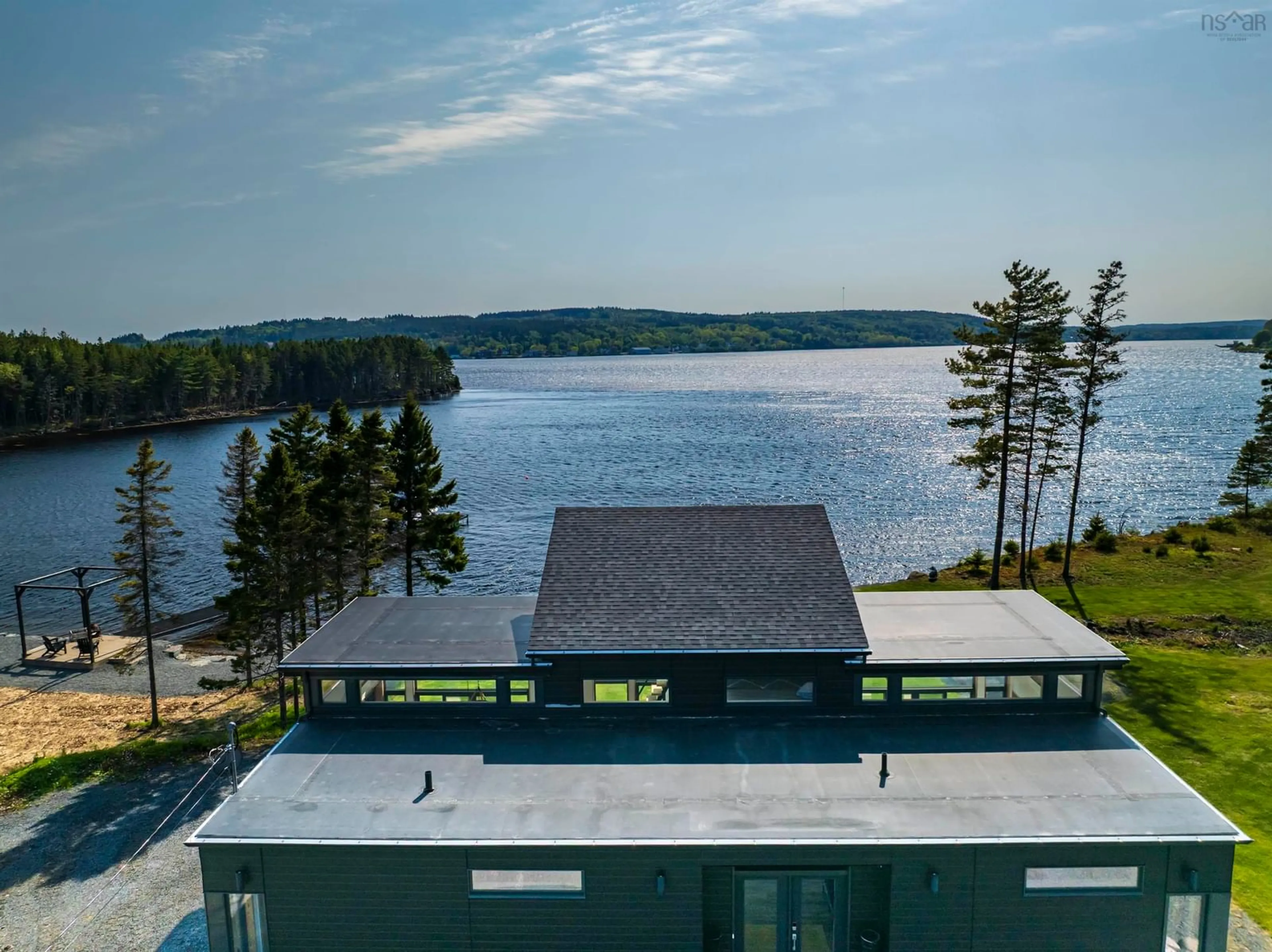 Home with vinyl exterior material, water/lake/river/ocean view for 4125 332 Hwy, East Lahave Nova Scotia B4V 0W1