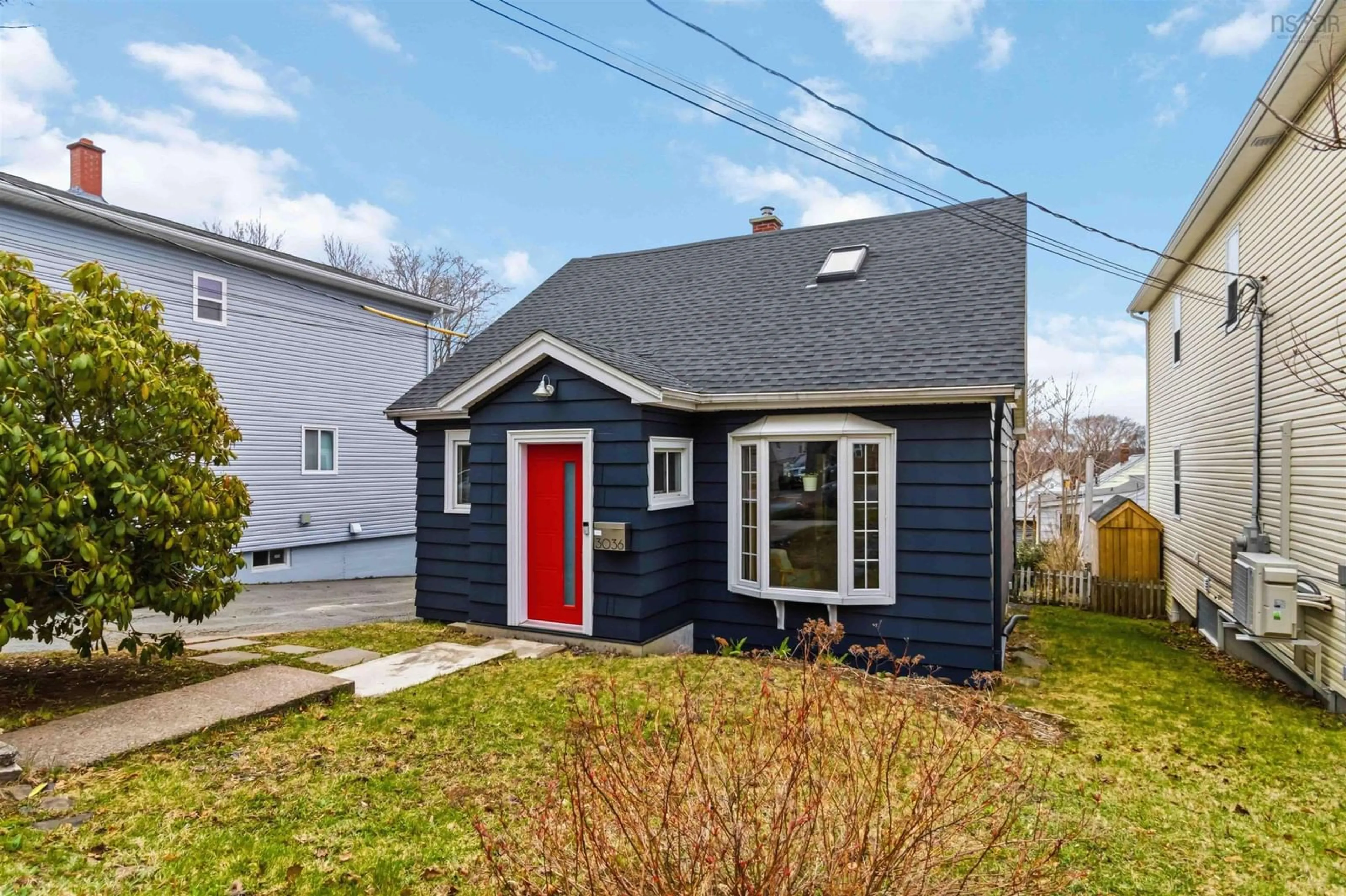 Home with vinyl exterior material, street for 3036 Connolly Street, Halifax Nova Scotia B3L 3N9