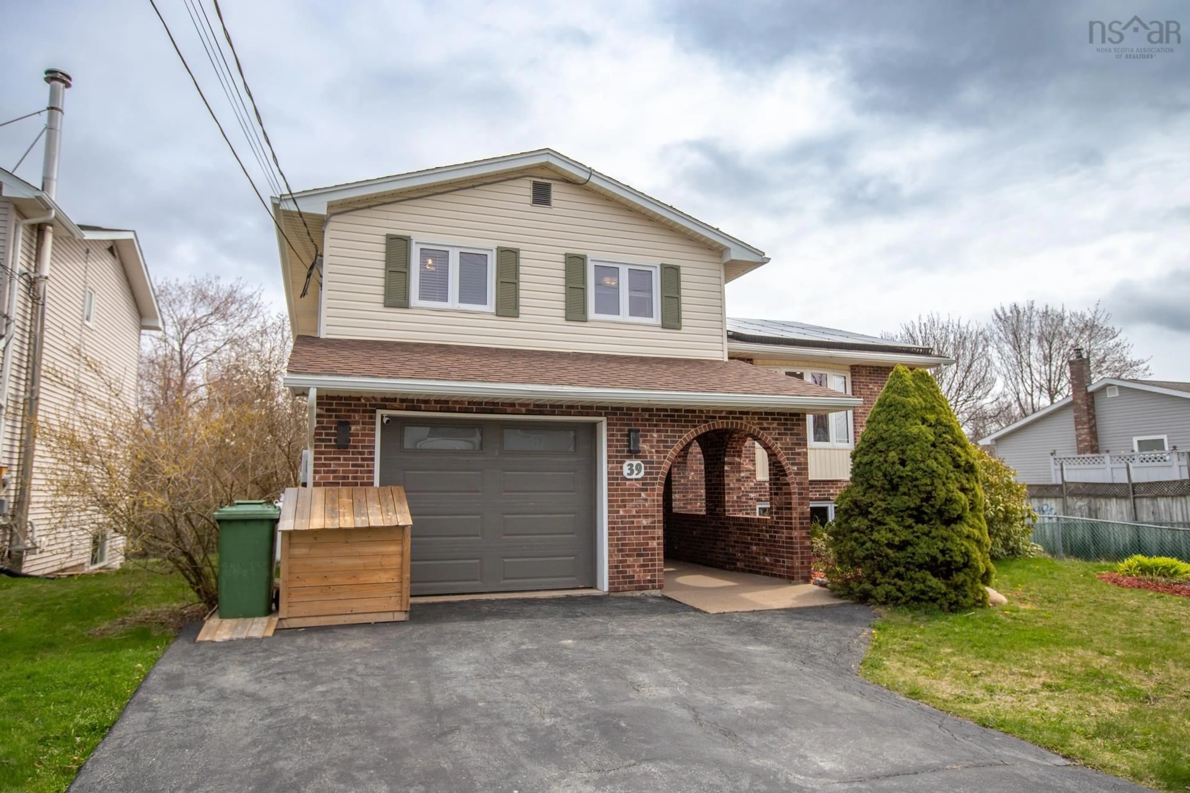 Home with brick exterior material, street for 39 Dorothea Dr, Dartmouth Nova Scotia B2W 5X4