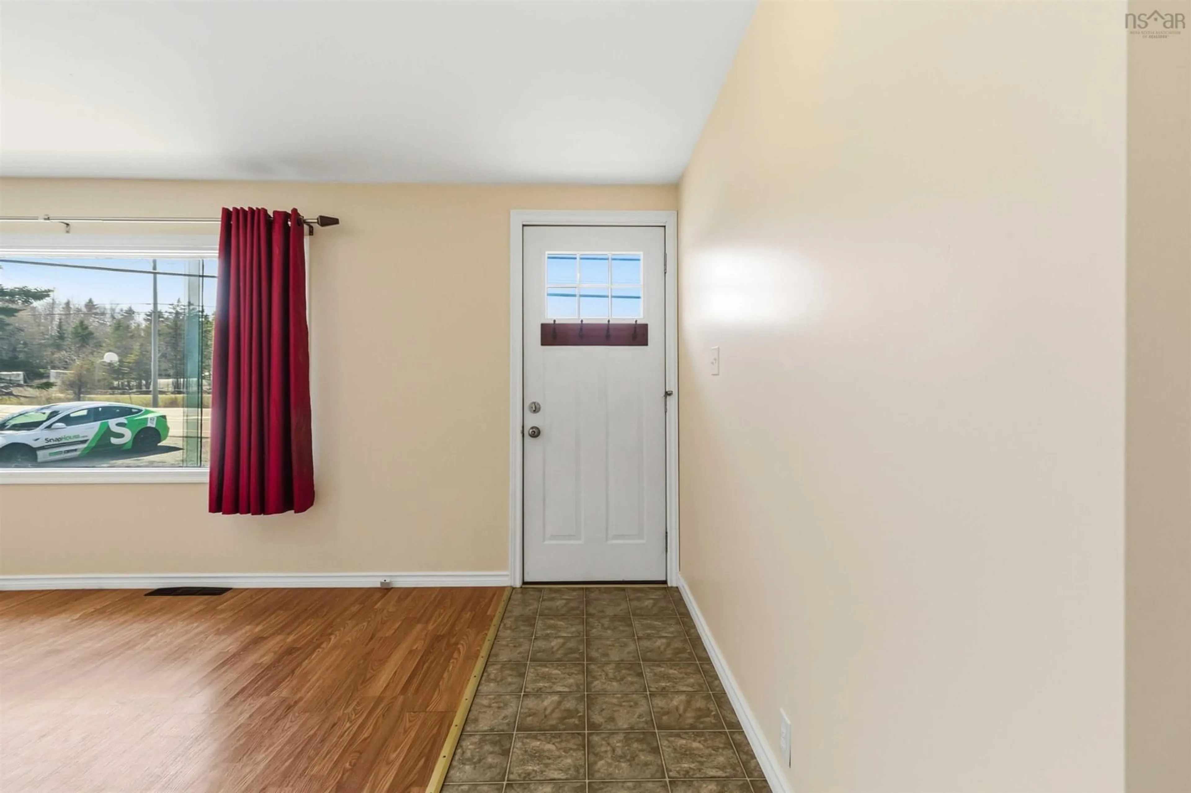 Indoor entryway for 2200 Prospect Rd, Hatchet Lake Nova Scotia B3T 1R8