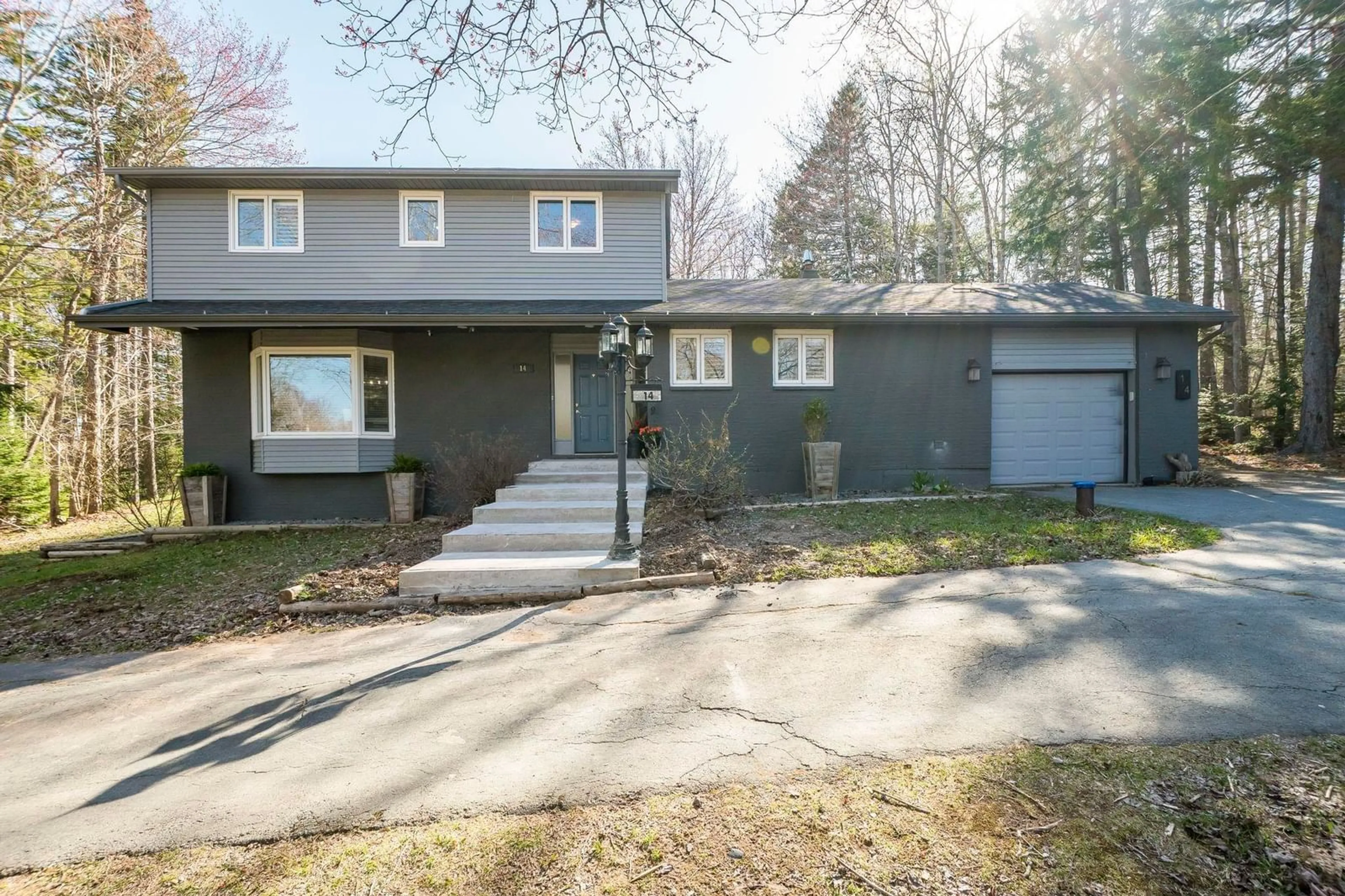 Home with vinyl exterior material, street for 14 Sandstone Ave, Fall River Nova Scotia B2T 1P5