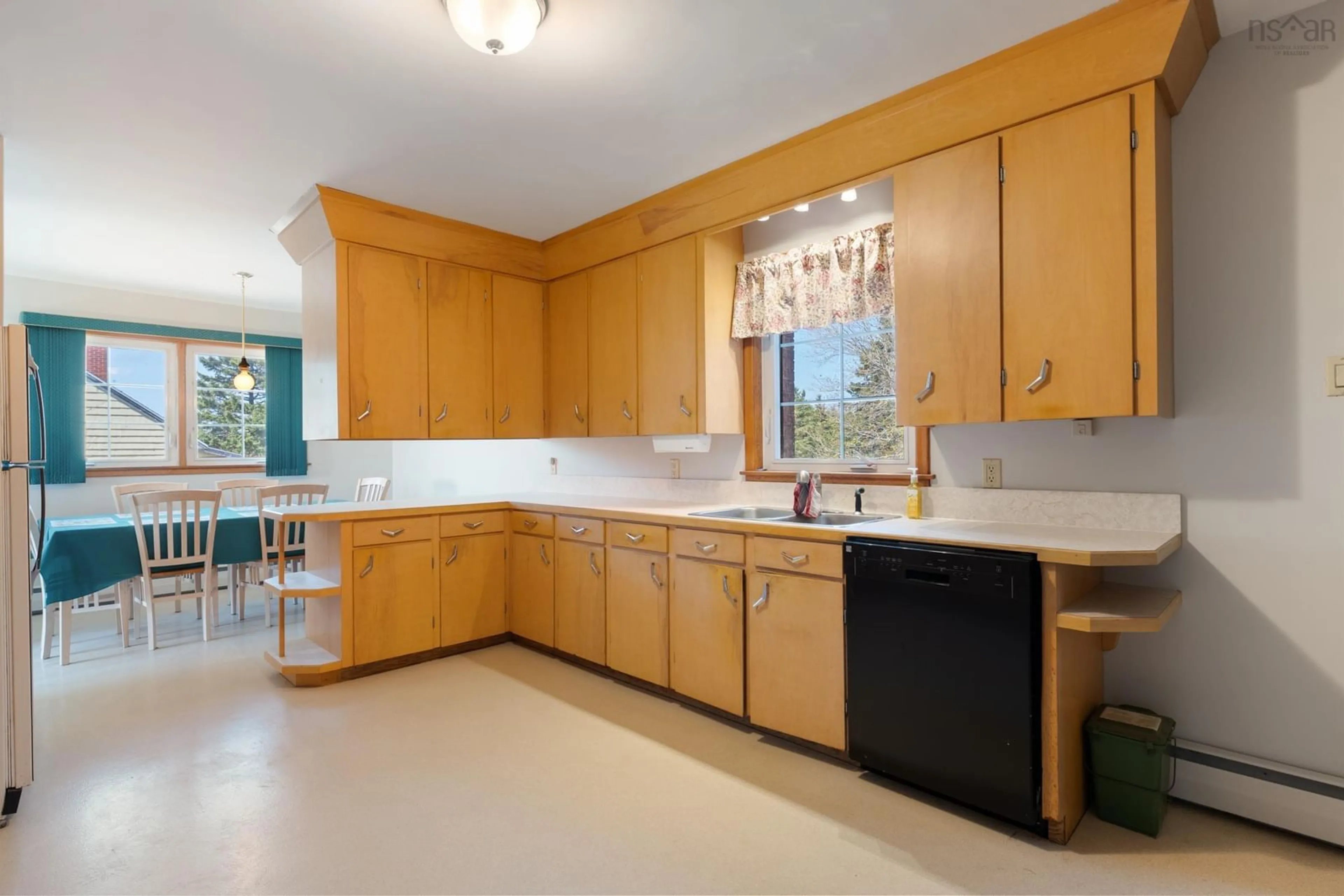 Standard kitchen, unknown for 5996 Highway 1, Mavillette Nova Scotia B5A 5B3