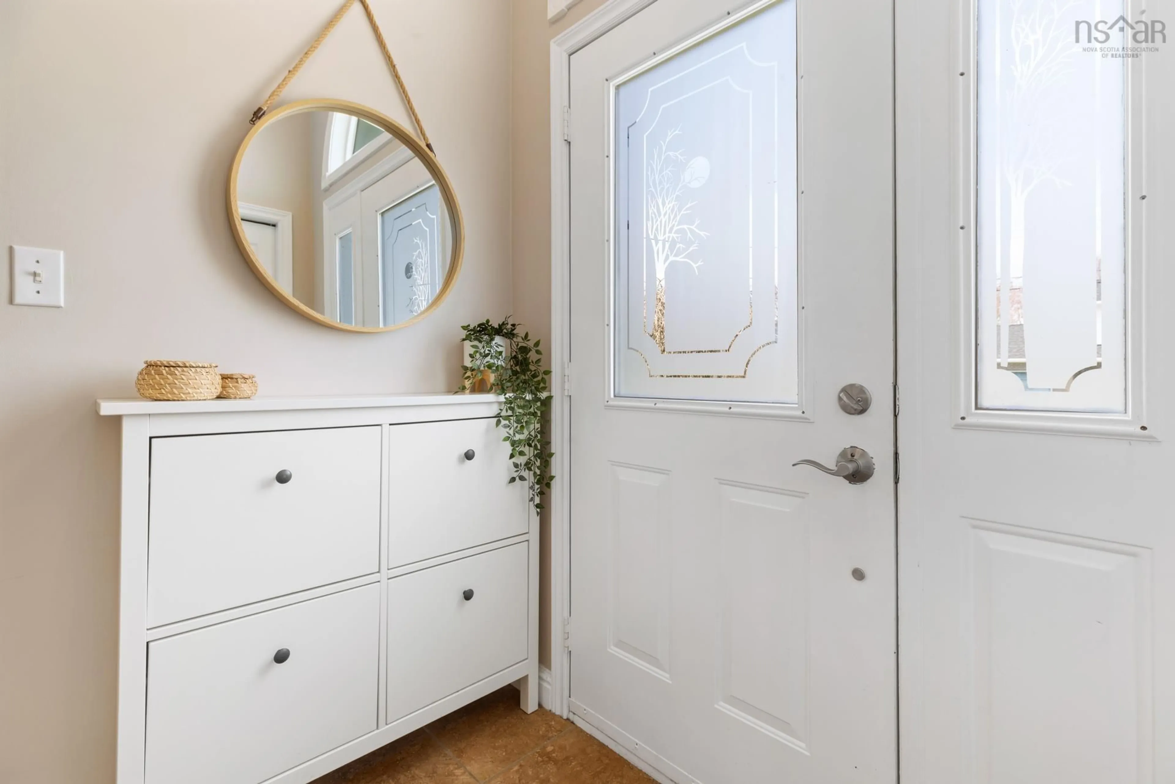 Indoor entryway for 5 Capistrano Dr, Dartmouth Nova Scotia B2X 3N4
