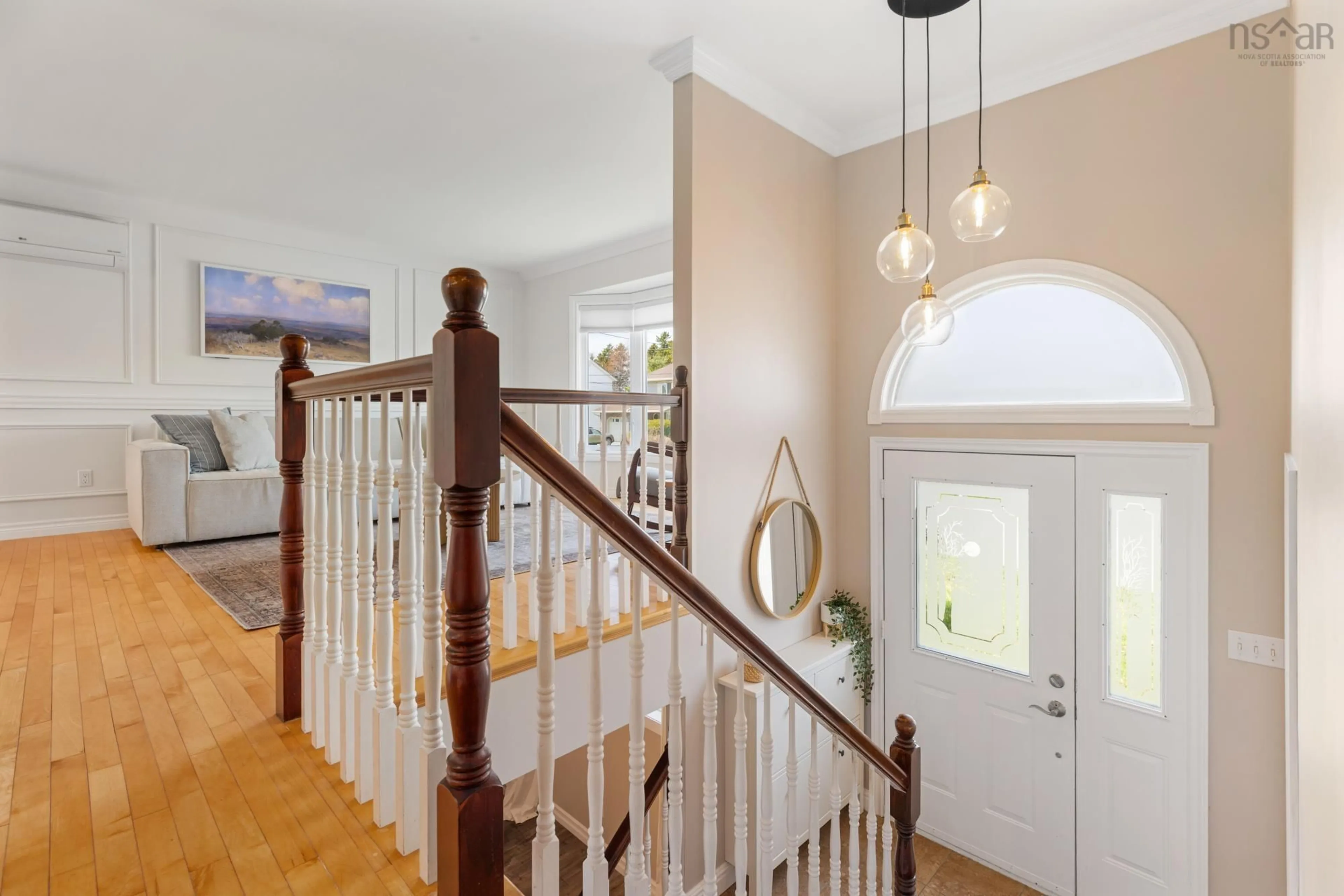 Indoor entryway for 5 Capistrano Dr, Dartmouth Nova Scotia B2X 3N4