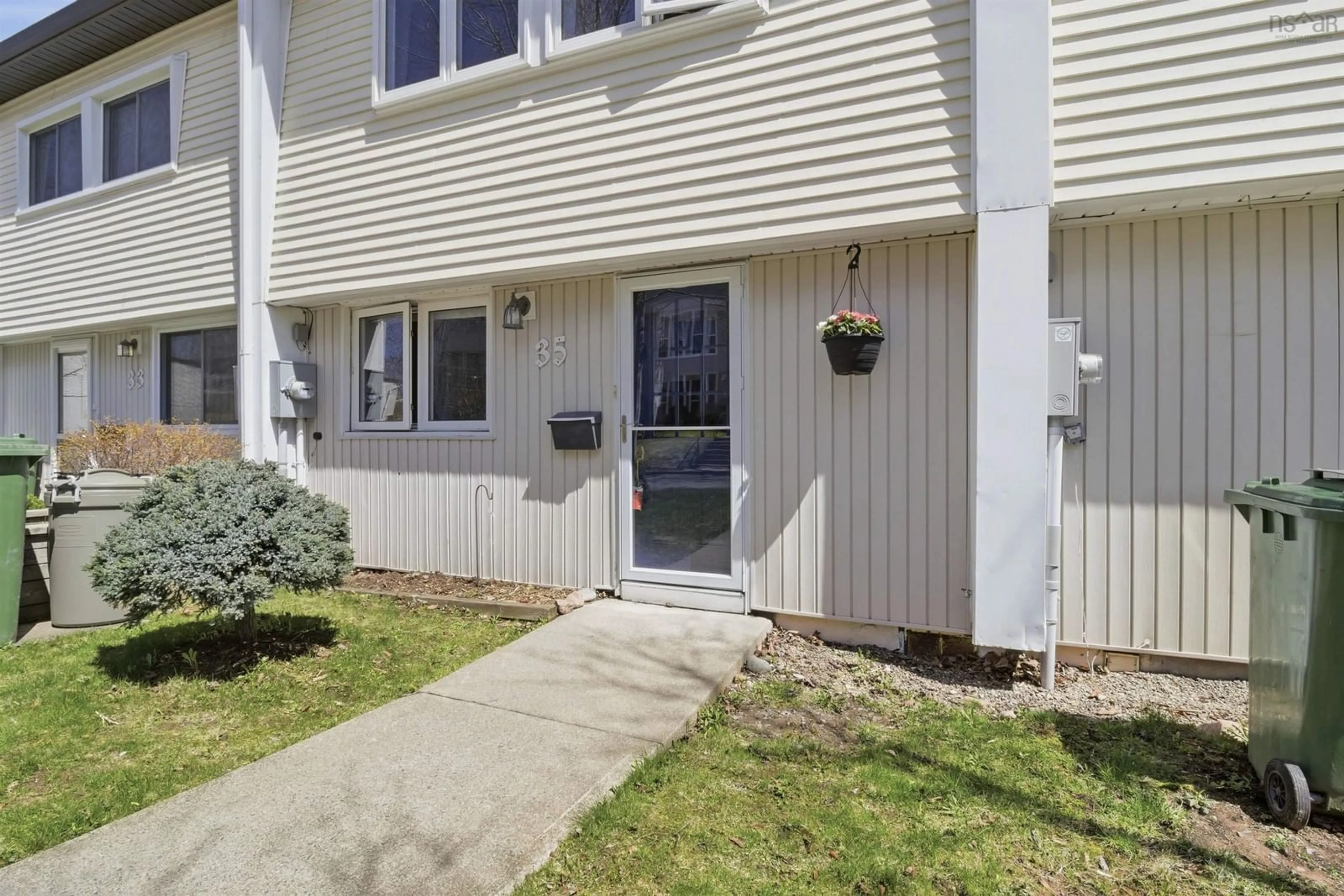 Unknown for 35 Limerick Rd, Halifax Nova Scotia B3P 2E1