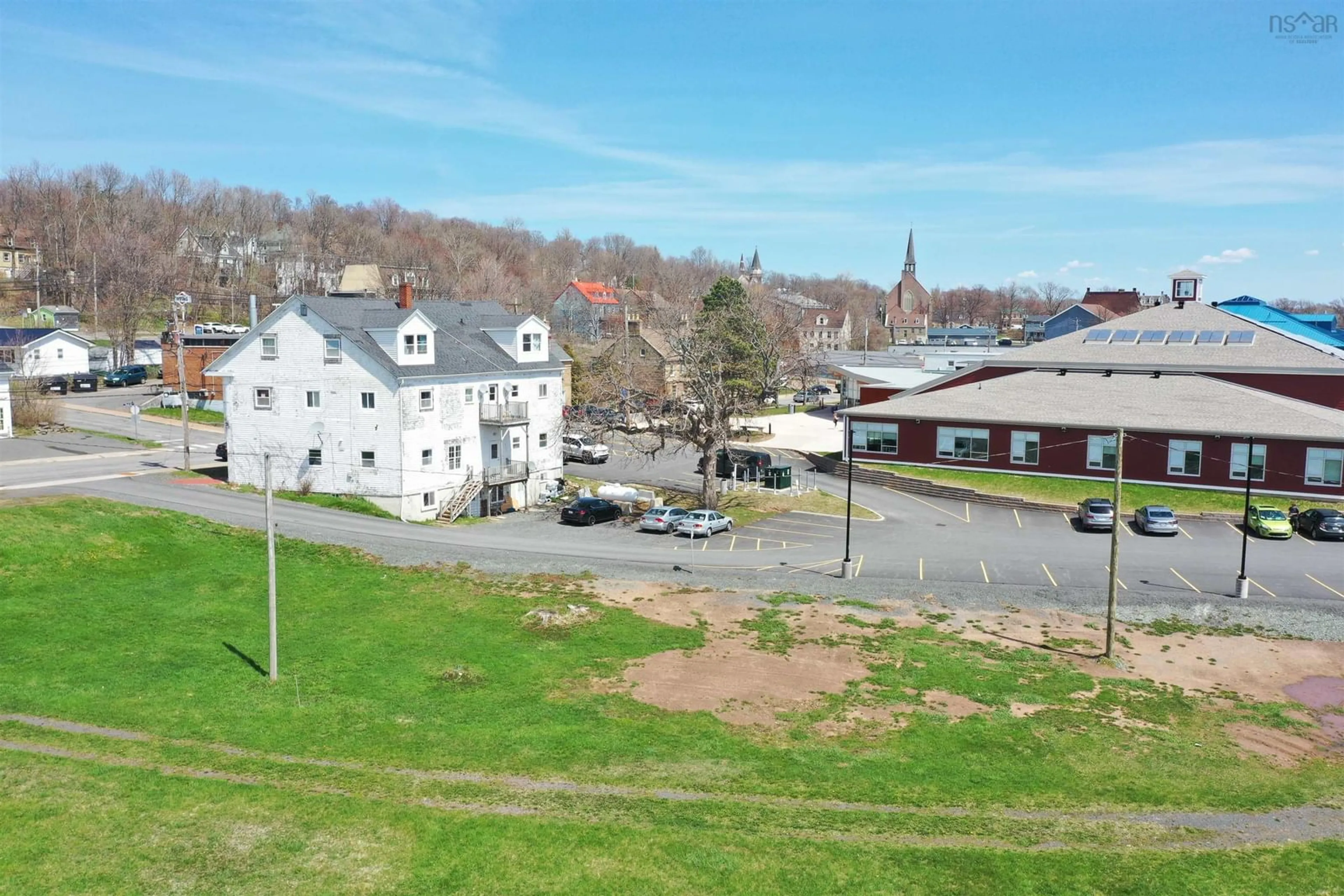A pic from outside/outdoor area/front of a property/back of a property/a pic from drone, unknown for 123 Water St, Pictou Nova Scotia B0K 1H0